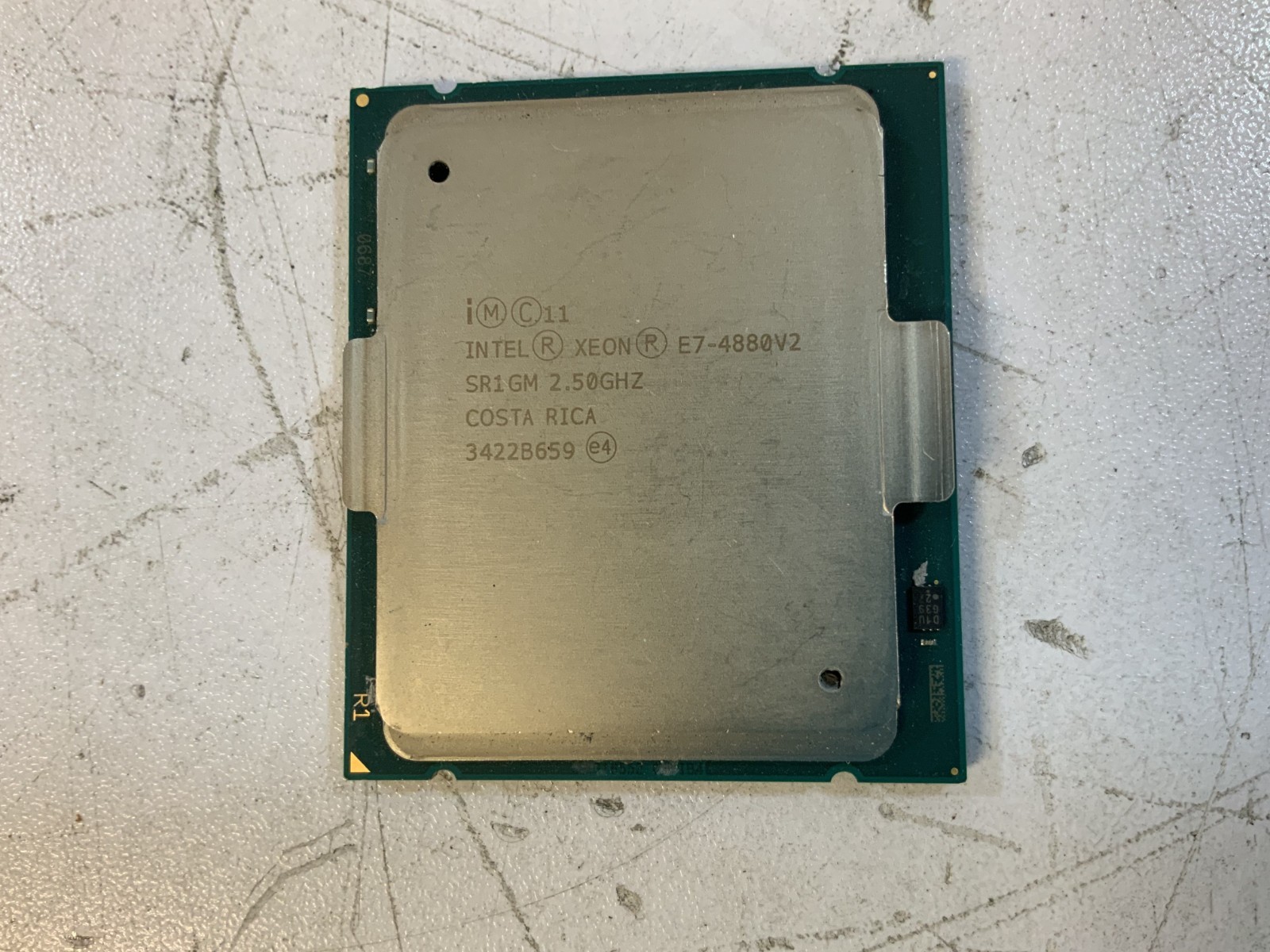 Intel Xeon E7-4880V2 15-Core 2.5GHz 37.5MB Cache CPU Processor «P2C»