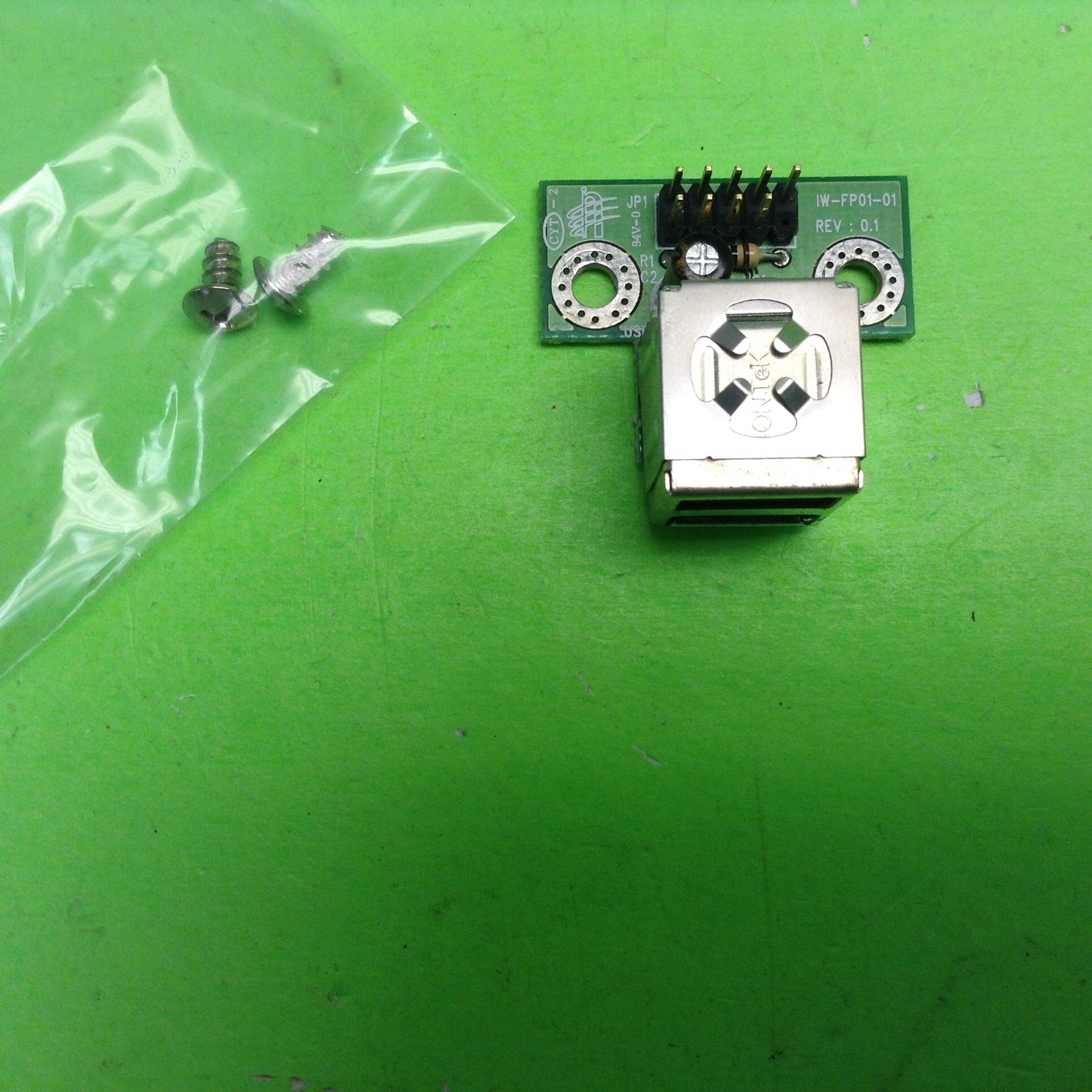 Msi K-MAINBOARD PC Dual USB Port Jack Board IW-FP01-01 (with Screws)