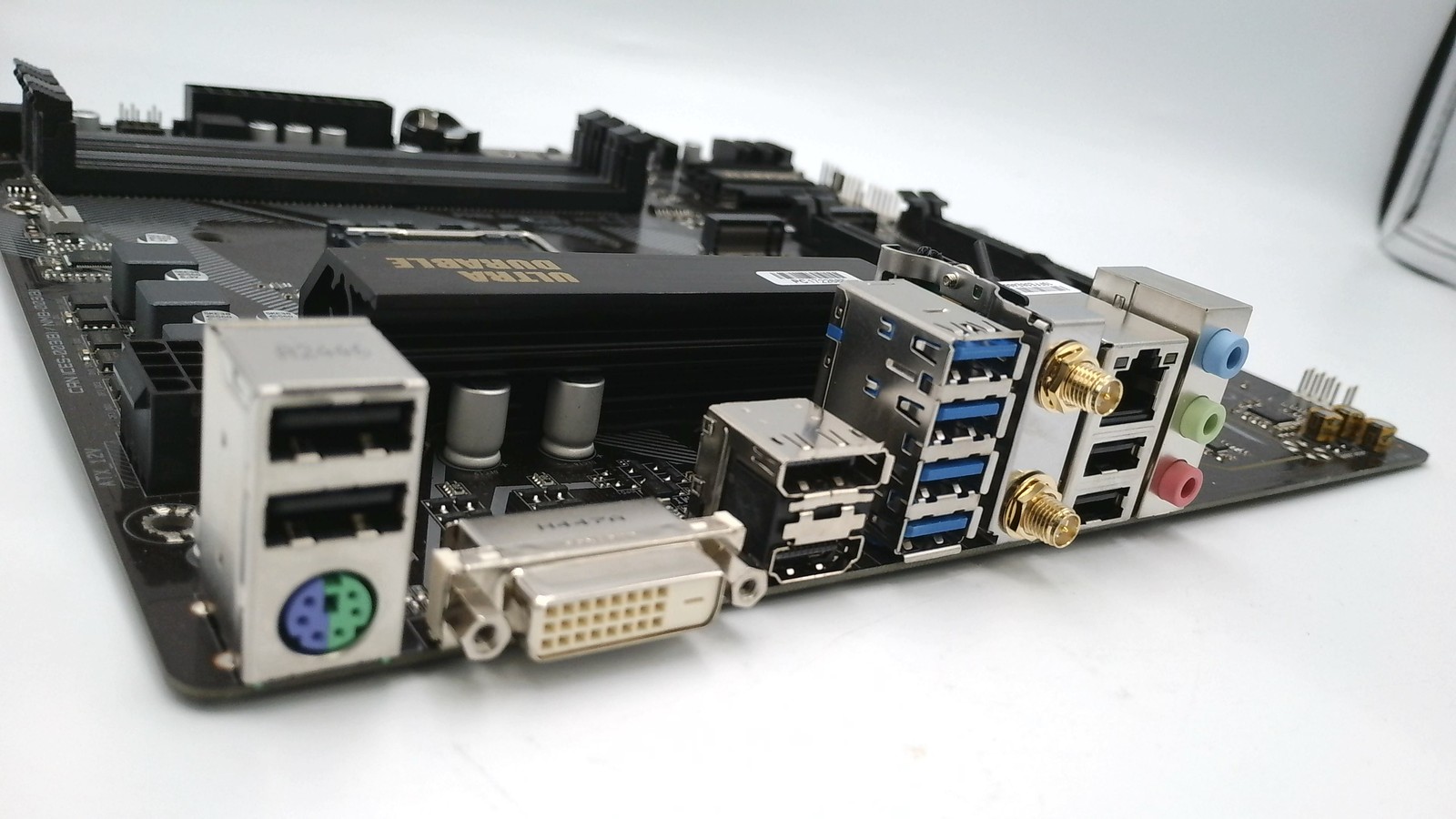 Gigabyte B550M DS3H AC AMD Micro ATX Motherboard PC1722687