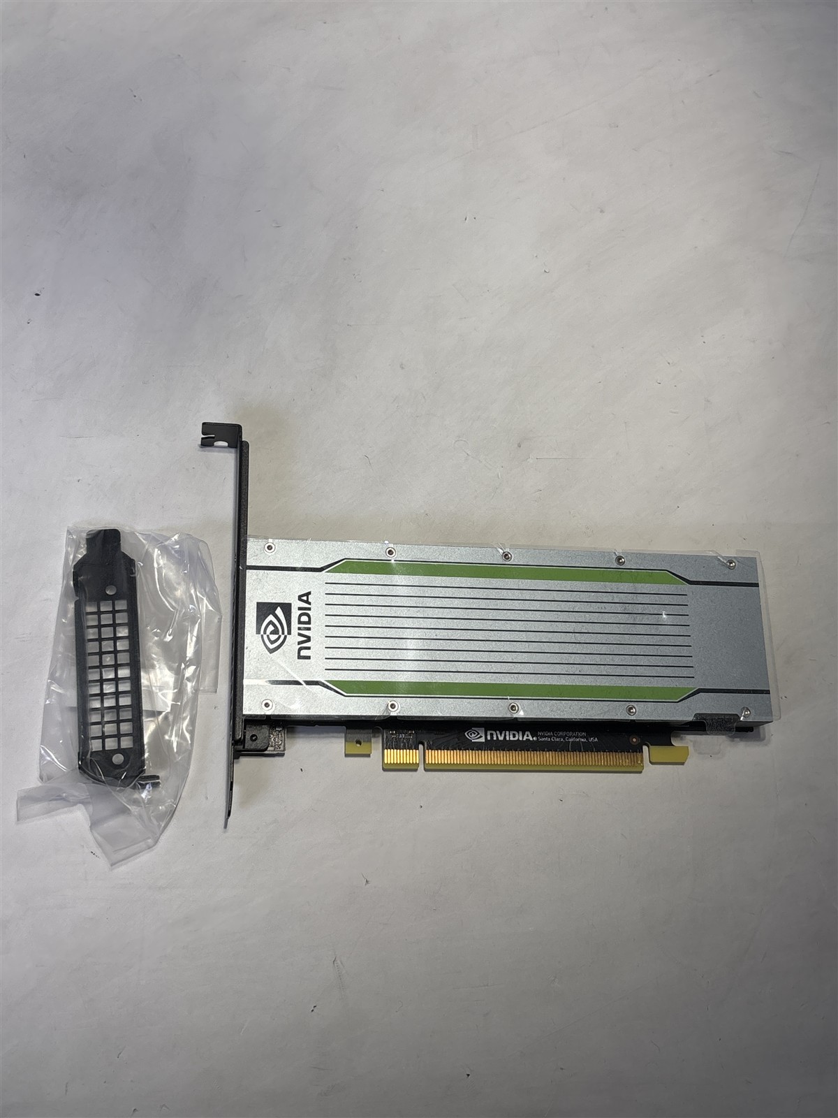 Nvidia Tesla T4 PG183 16GB GDDR6 GPU 699-2G183-0200-100