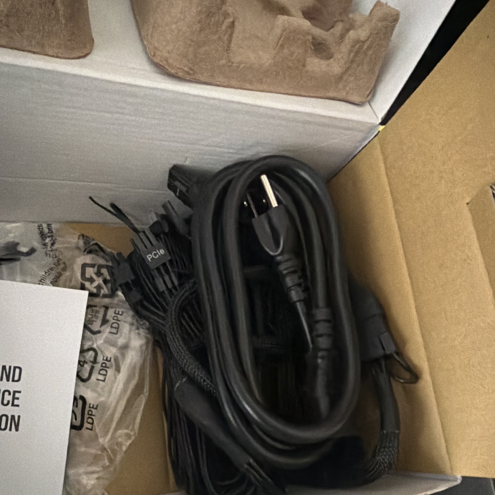 Corsair RM850e 750W