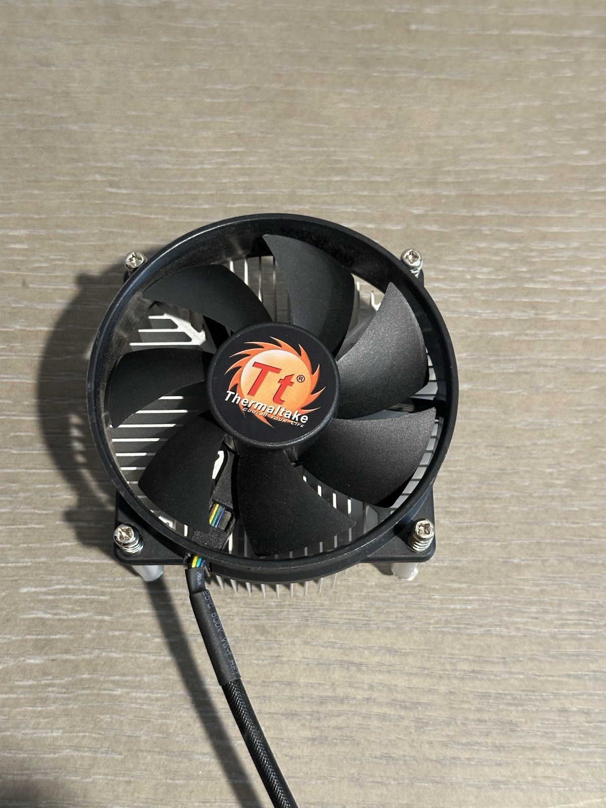 Thermaltake CPU Fan with Heatsink, Aluminum/Plastic, Black/Silver, CPU Fit