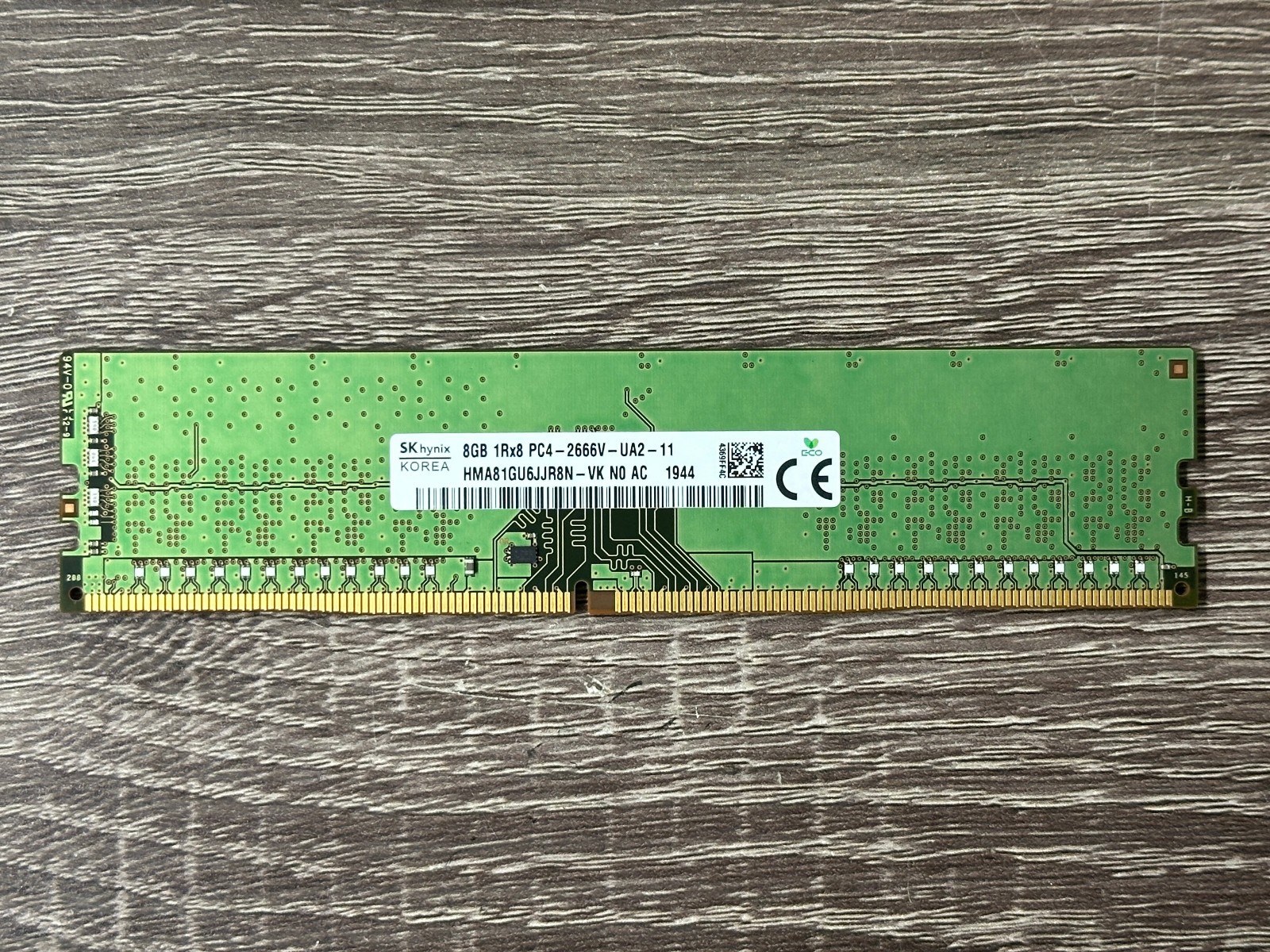 SK Hynix 8GB 1Rx8 PC4-2666V DDR4 2666MHz UDIMM Desktop RAM HMA81GU6JJR8N-VK