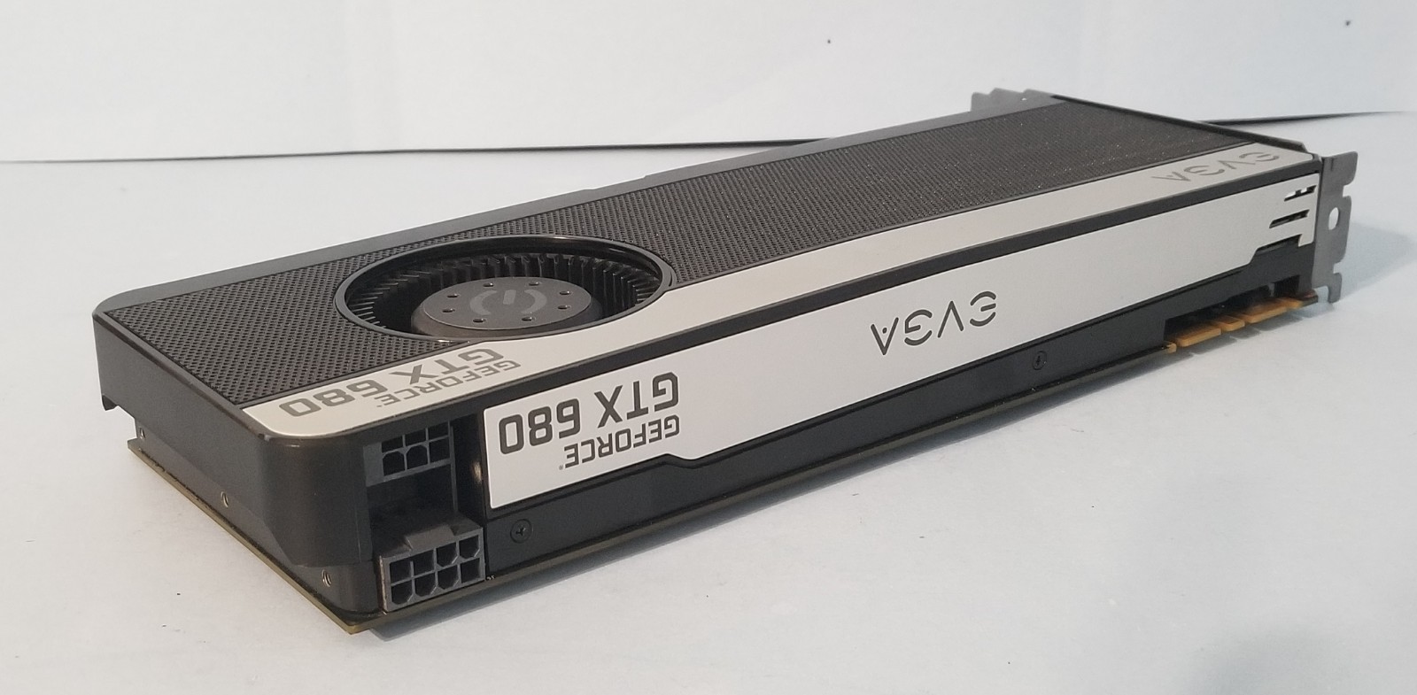 EVGA GTX 680 4GB GDDR5 PCIe 3.0 x16 04G-P4-3687-KR