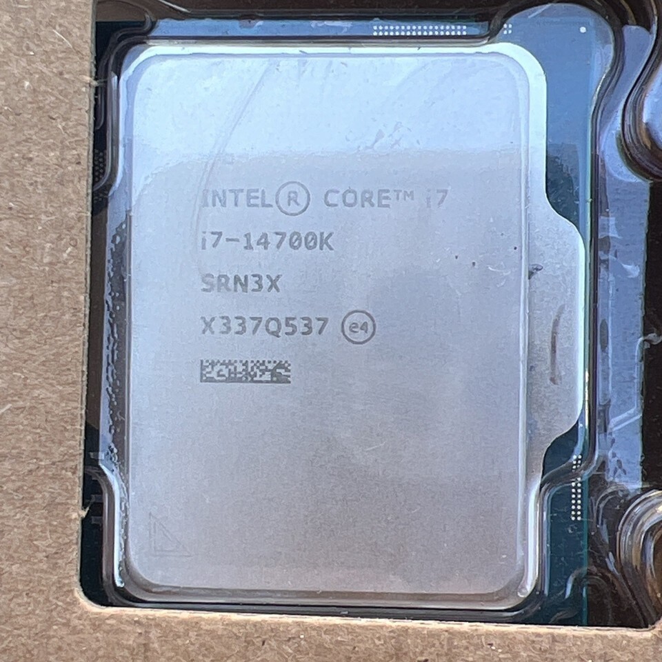 Intel Core i7 14700K Processor (14th Gen) 20-Core up to 5.6GHz CPU BX8071514700K