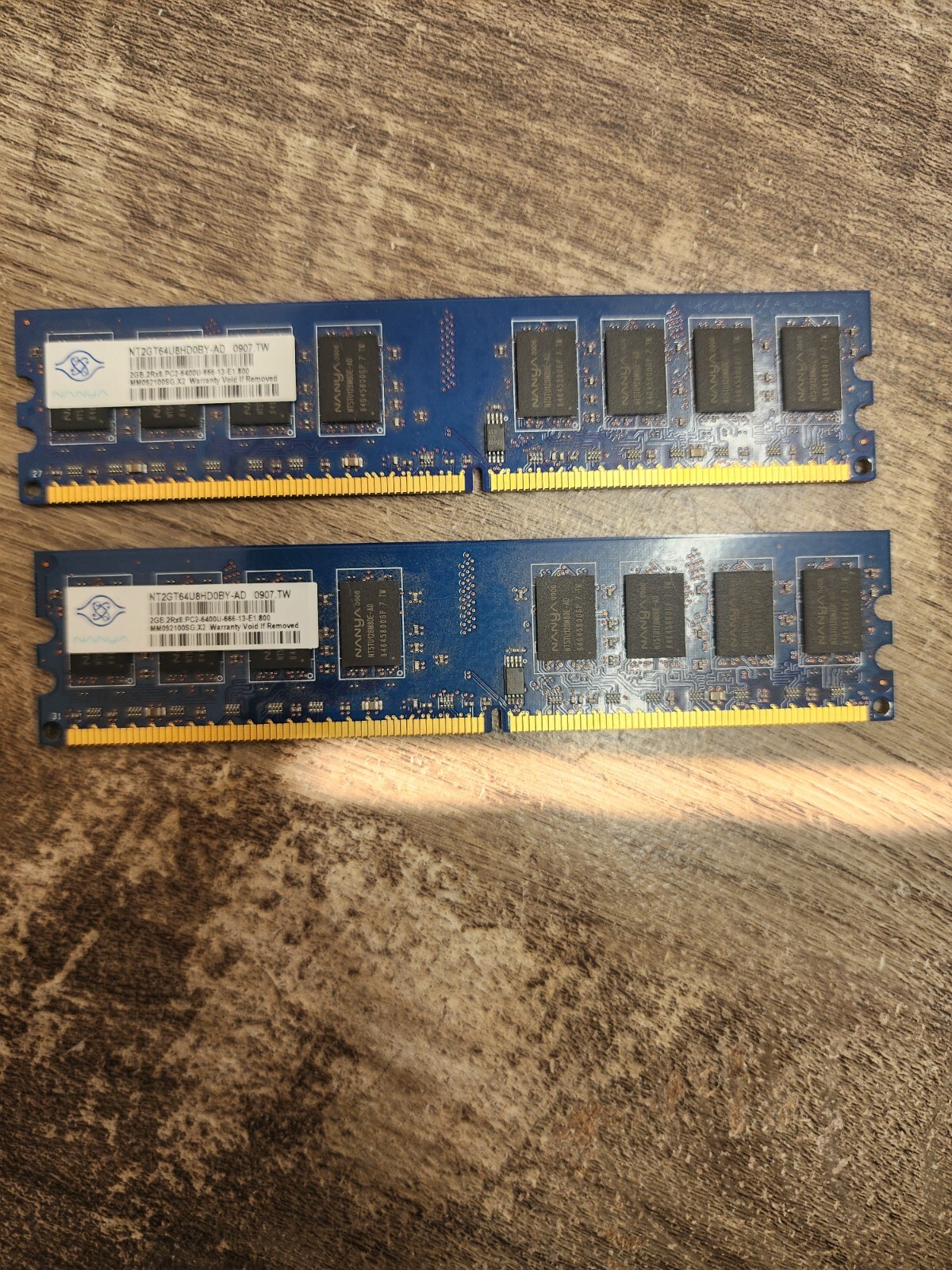 4GB Nanya (2x2GB) Memory RAM NT2GT64U8HD0BY-AD 0924 SG PC2-6400U 800Mhz