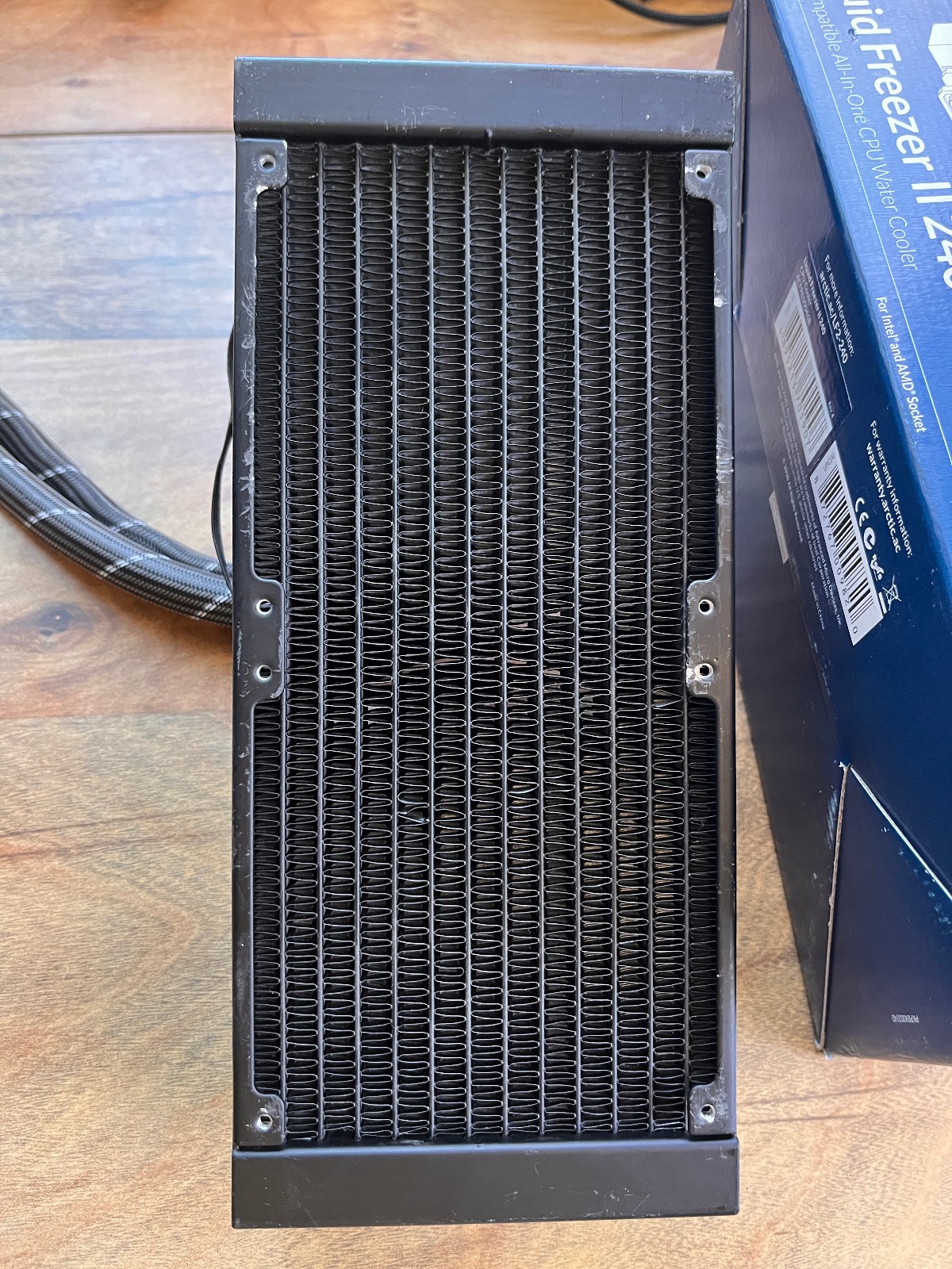 ARCTIC Liquid Freezer II 240 Multi Compatible All-In-One CPU Water Cooler – OEM