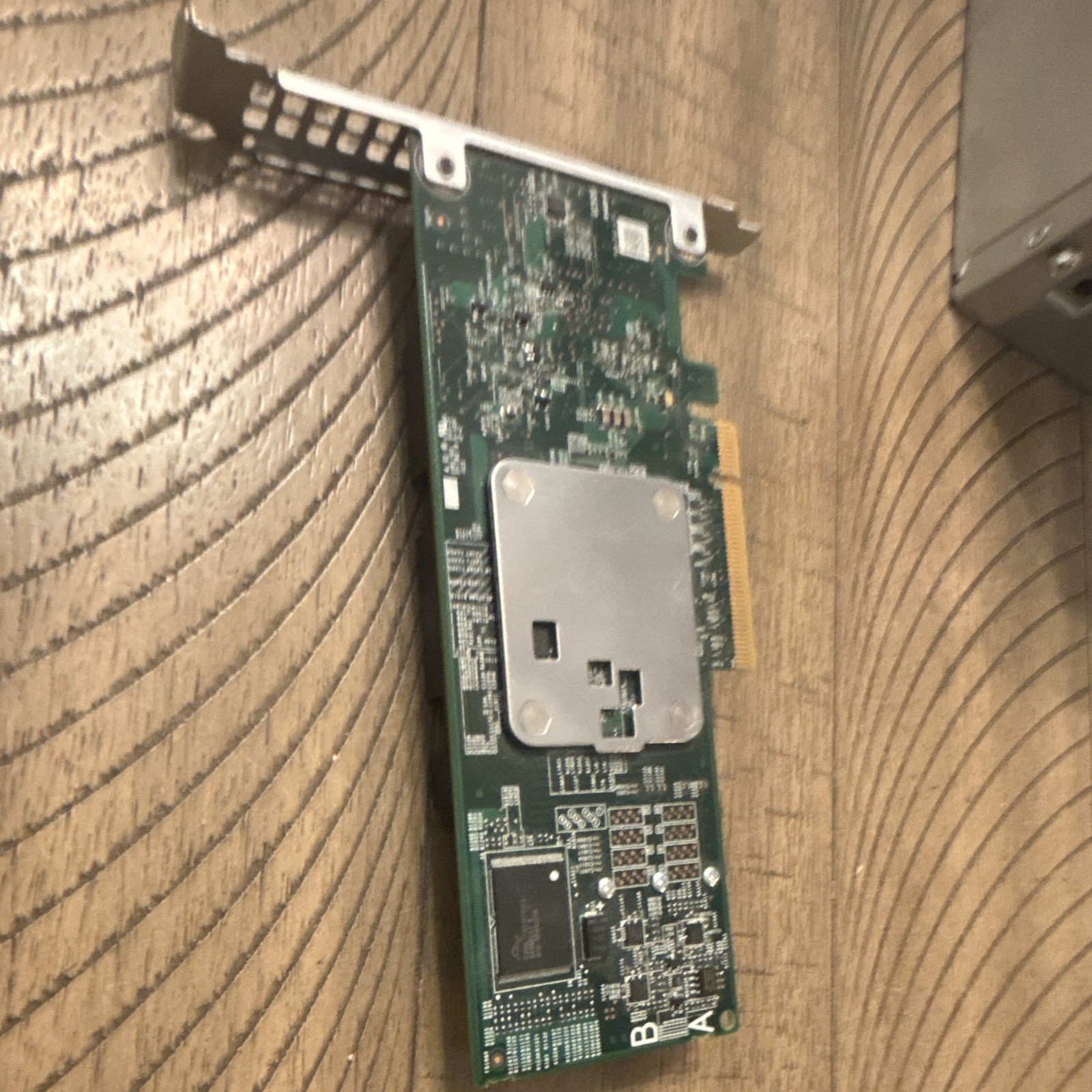 PCIe SAS RAID Controller Card with Heatsink, Dual Internal SAS Ports