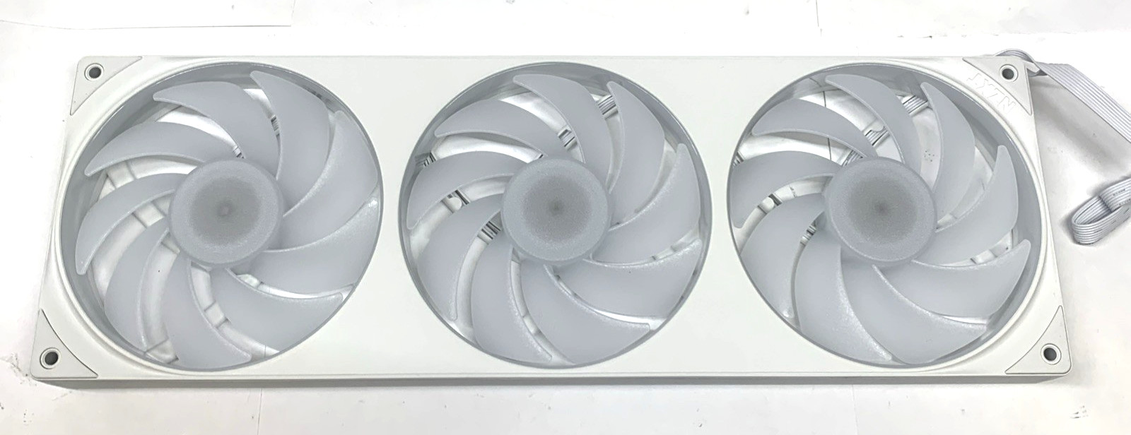 NZXT F360 RGB Core 360mm Single-Frame Fan Unit 3x120mm aRGB Airflow White