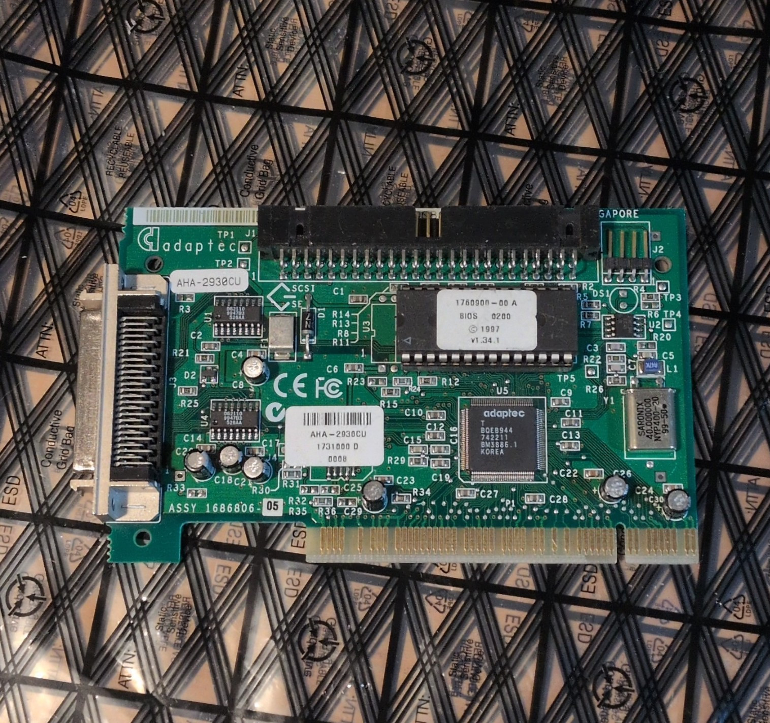 Adaptec AHA-2930CU PCI SCSI Non-RAID Controller Card, 1 Port