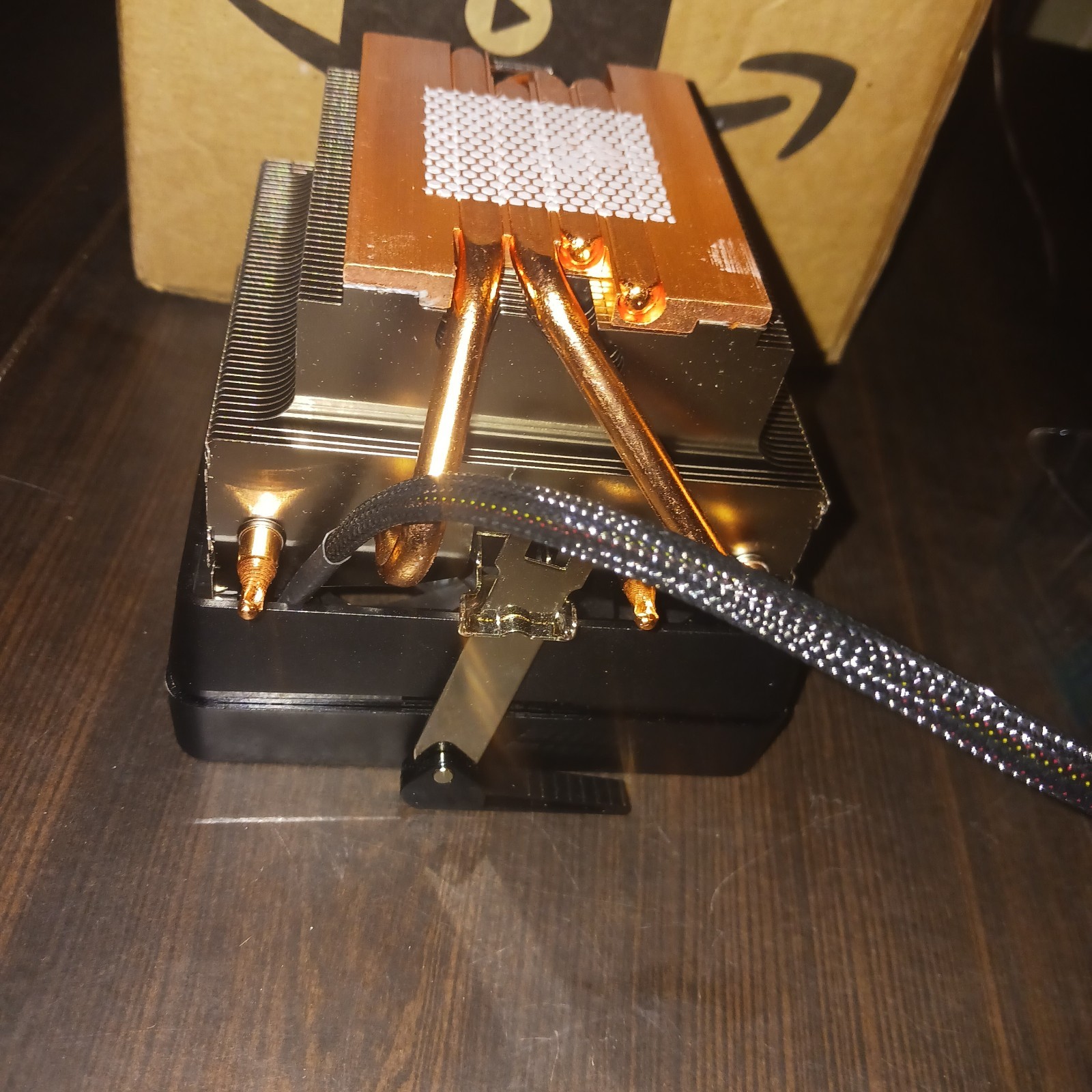 AMD CPU Cooling Fan and Heat Sink Socket AM2 4 pin wrath prism skchnqty2