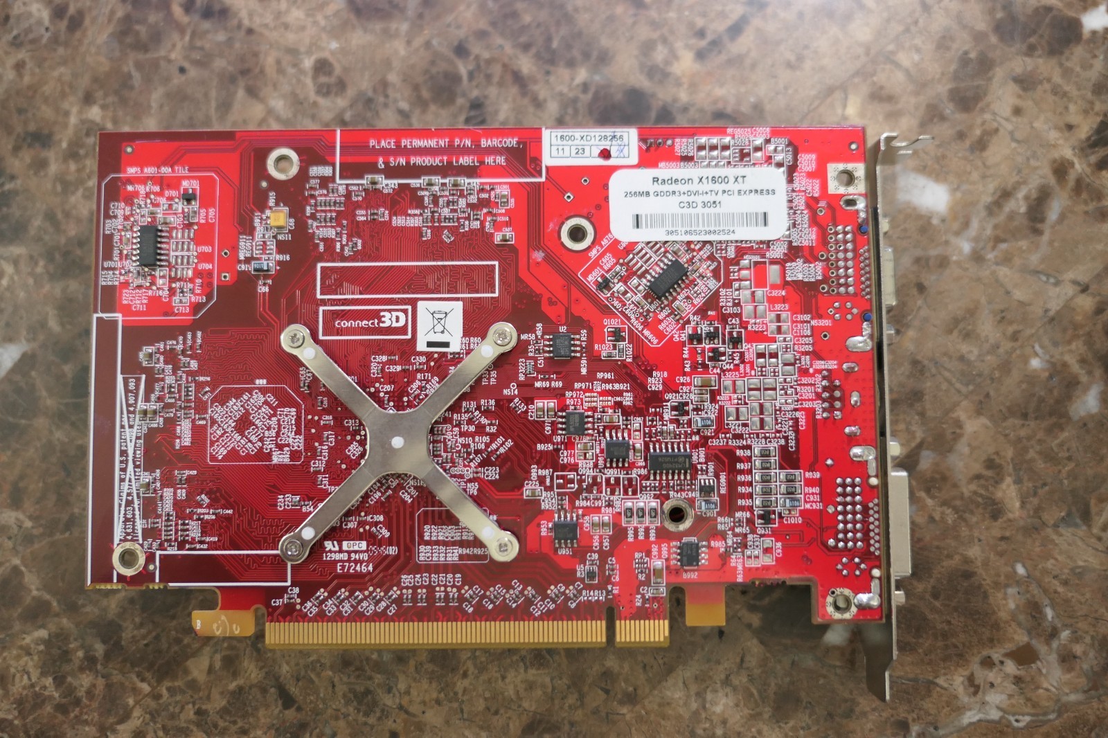 Graphic Card Connect3D Radeon X1600XT 256MB GDDR3+DVI-I+TV PCI Express *RARE*