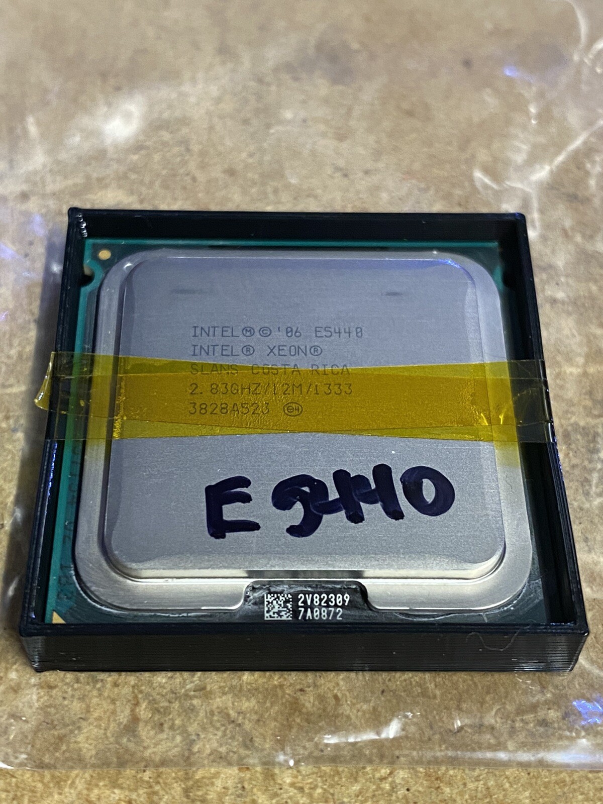 Intel Xeon E5440 2.83GHz Quad-Core (BX80574E5440A) Processor