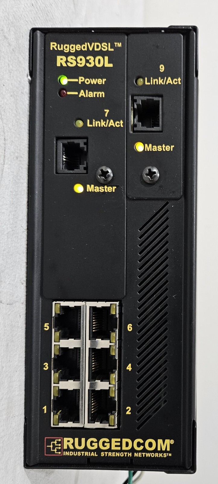 Ruggedcom RS930L 6-Port Managed Ethernet Switch – Industrial Strength W/Power.