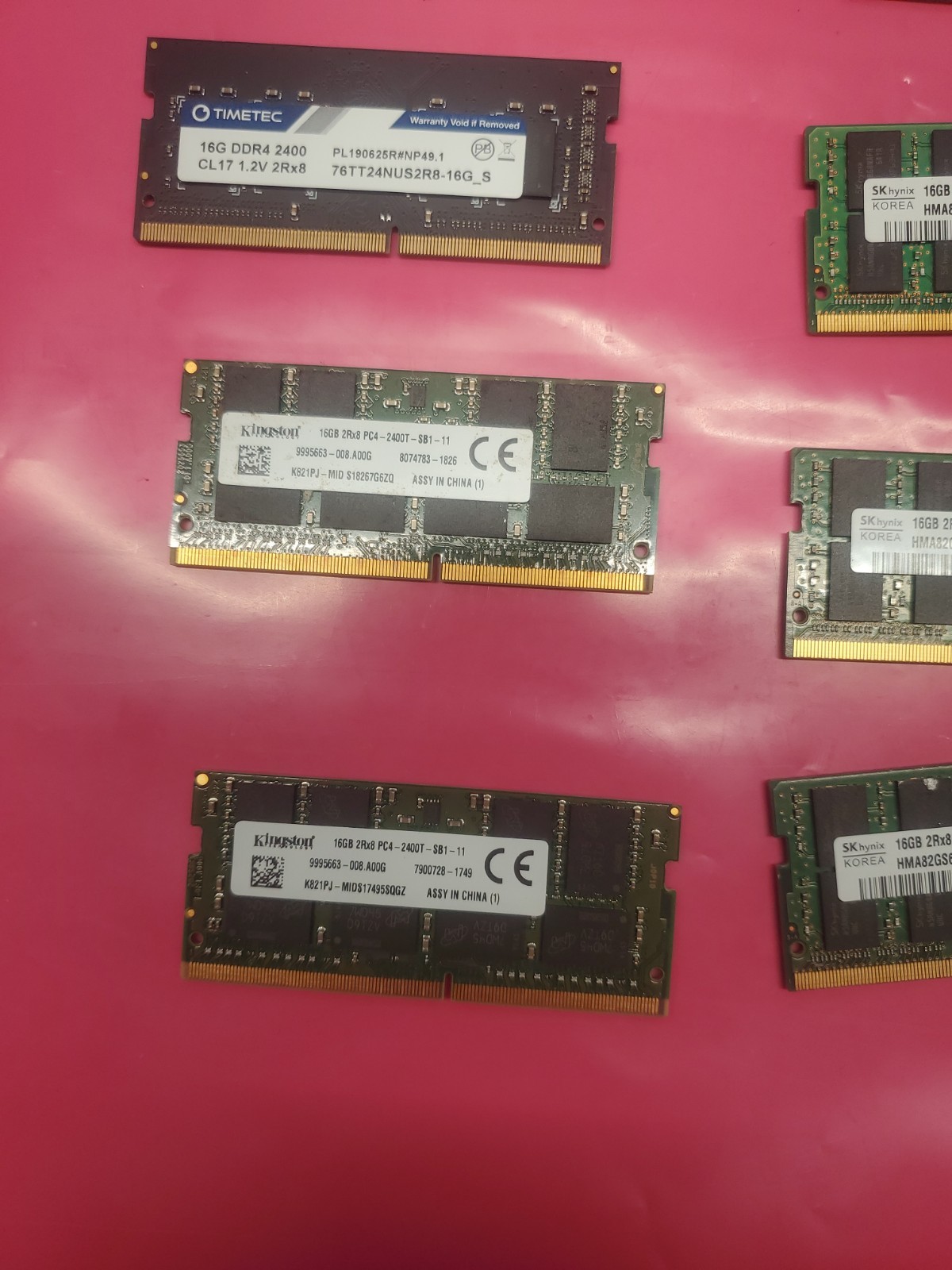 Lot of 18 mixed brand 16gb ddr4 2400t Sodimm tested