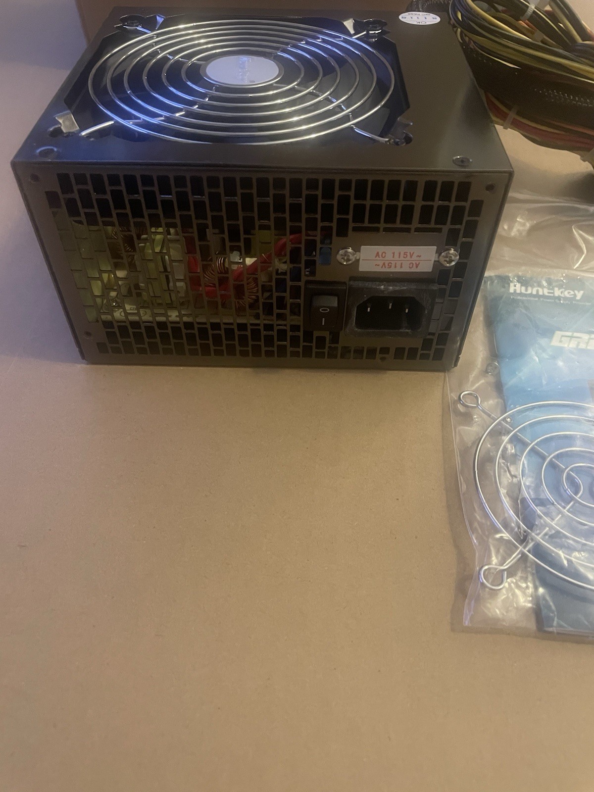 HUNTKEY Green Star V2 LW-6550HG 550W ATX 20+4-PIN SATA MOLEX FDD ATX12V PCIe