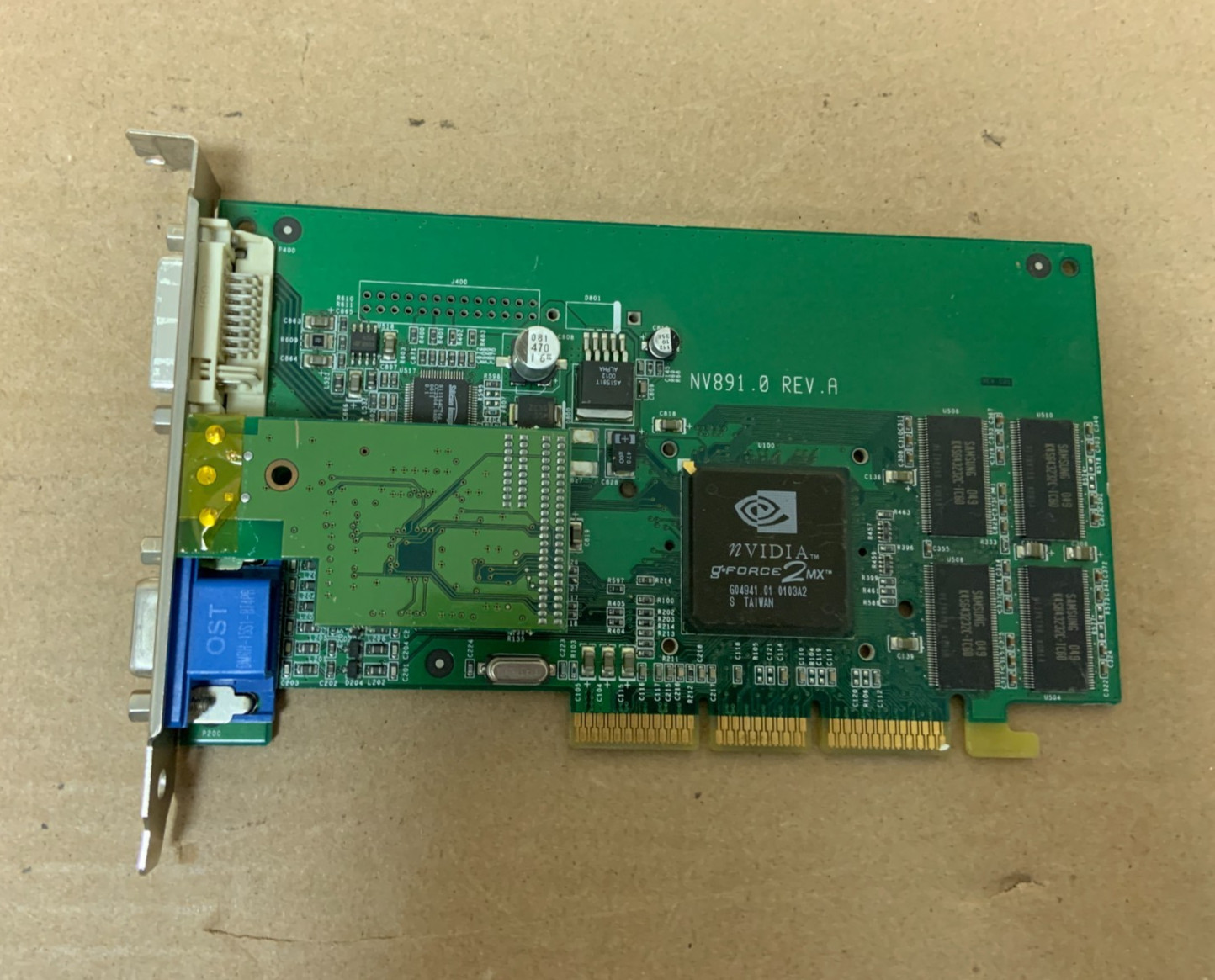 NVIDIA 32MB GeForce 2 MX NV891 AGP Video Card VGA/DVI/S VIDEO Output