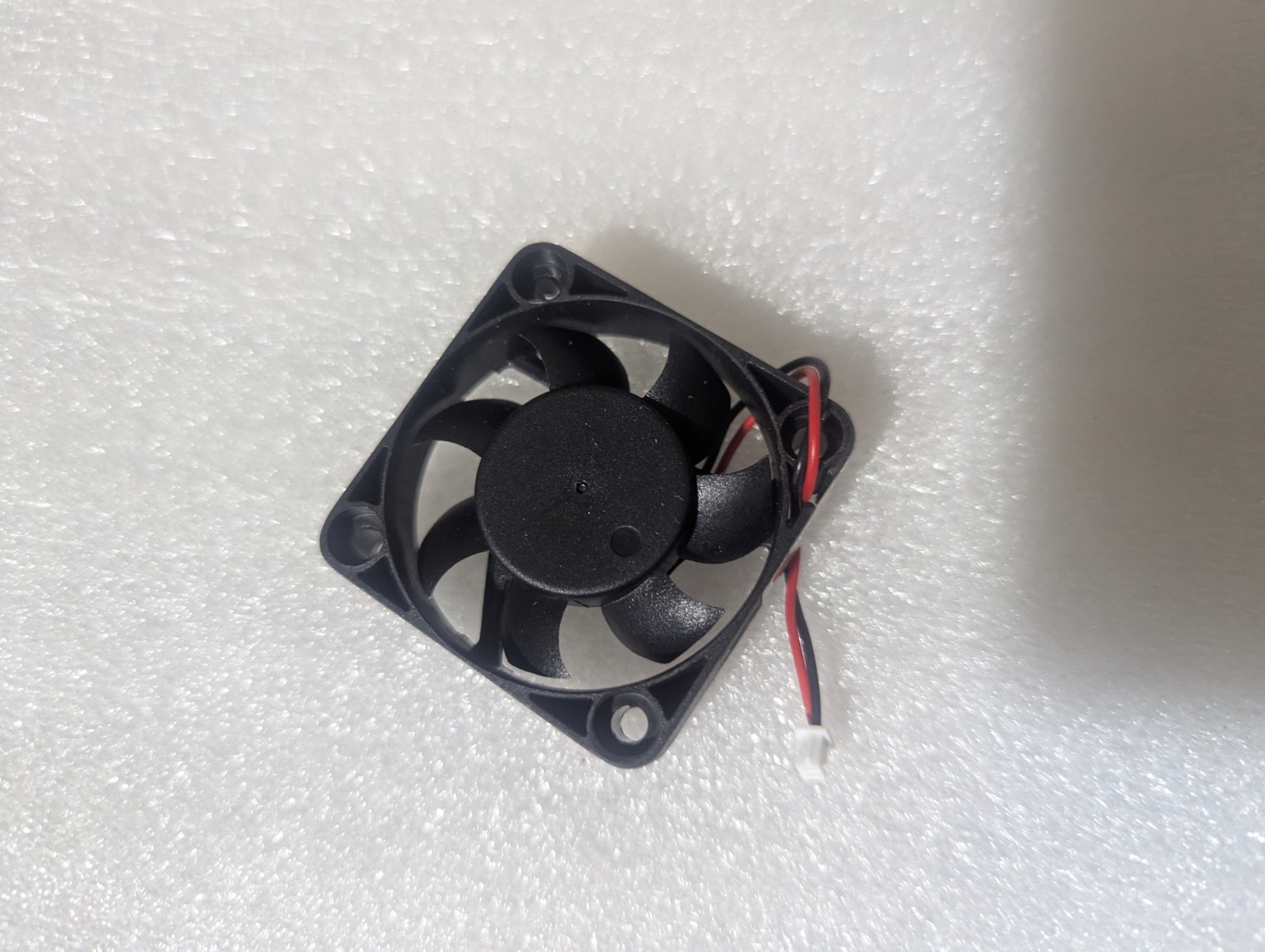 RDL4010S5 XFAN BRUSHLESS DC FAN DC5V 0.13A cooling fan 2wire 2pin 4cm