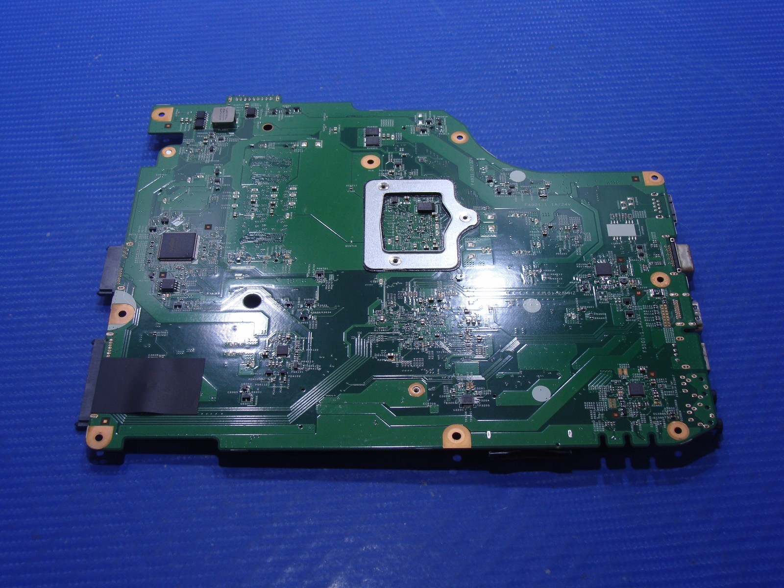 Dell Inspiron M5040 15.6″ Genuine AMD E-450 Motherboard XP35R