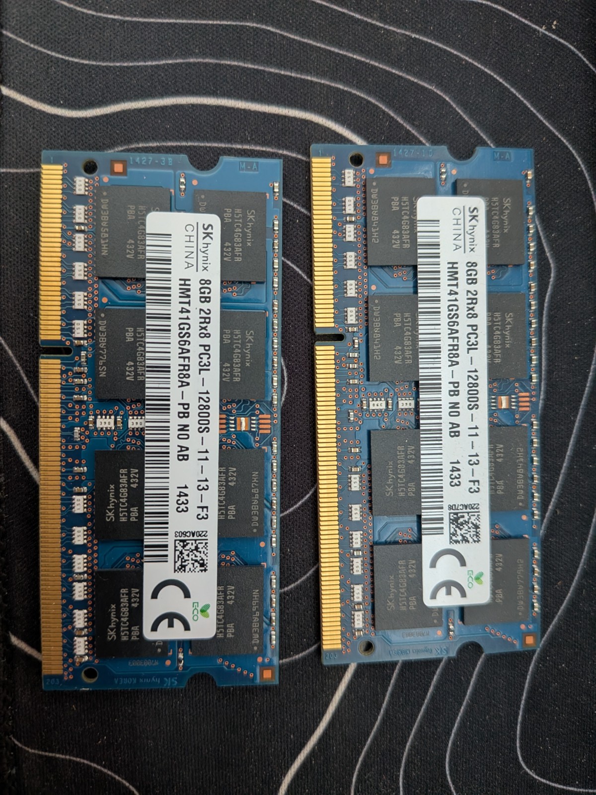 SK hynix 8GB PC3-12800 (DDR3-1600) Memory (HMT41GS6AFR8A-PB)