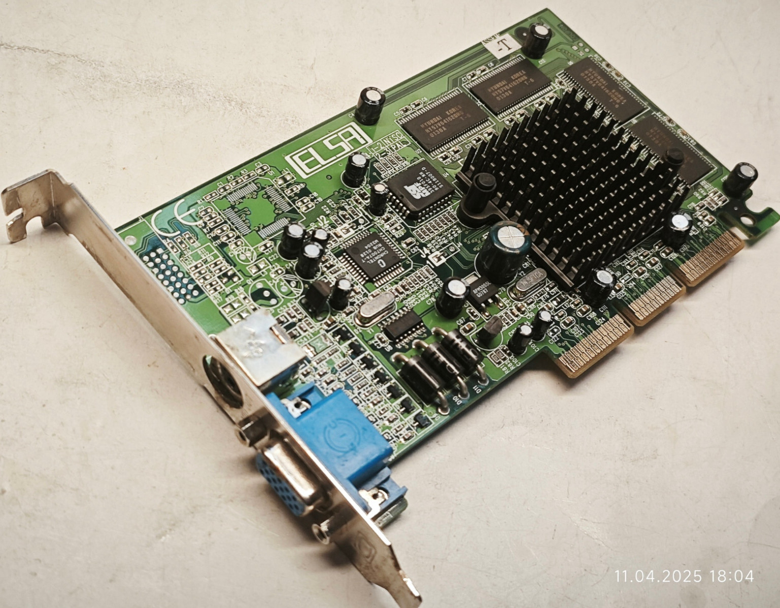 Vintage AGP 3D VGA Card ELSA GLADIAC 311 (Nvidia GeForce2 MX200) 32 MB RAM