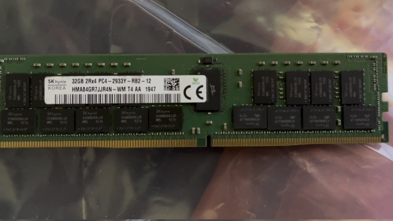 SK Hynix 32GB DDR4 2933 PC4-23400 2Rx4 ECC RDIMM Server RAM HMA84GR7JJR4N-WM