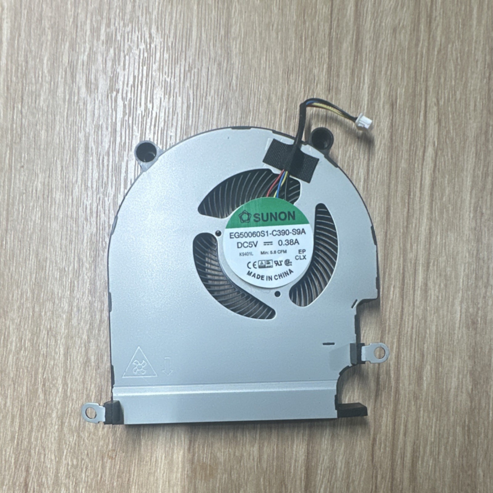 SUNON EG50060S1-C390-S9A Dock Fan 5V Silver Black Cooling Replacement