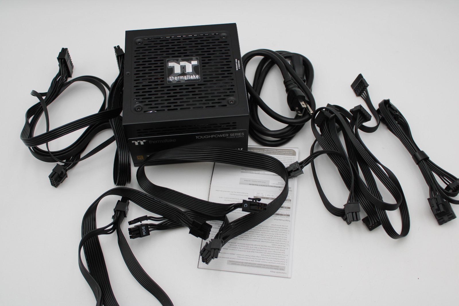 850W Toughpower GF1 Modular Power Supply 80Plus Gold Ultra Quiet Fan