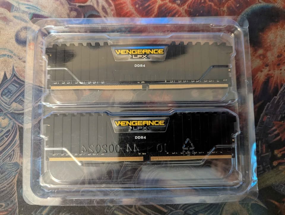 Corsair Vengeance LPX DDR4 16GB (2x8GB) 3000MHz Desktop RAM CMK16GX4M2B3000C15