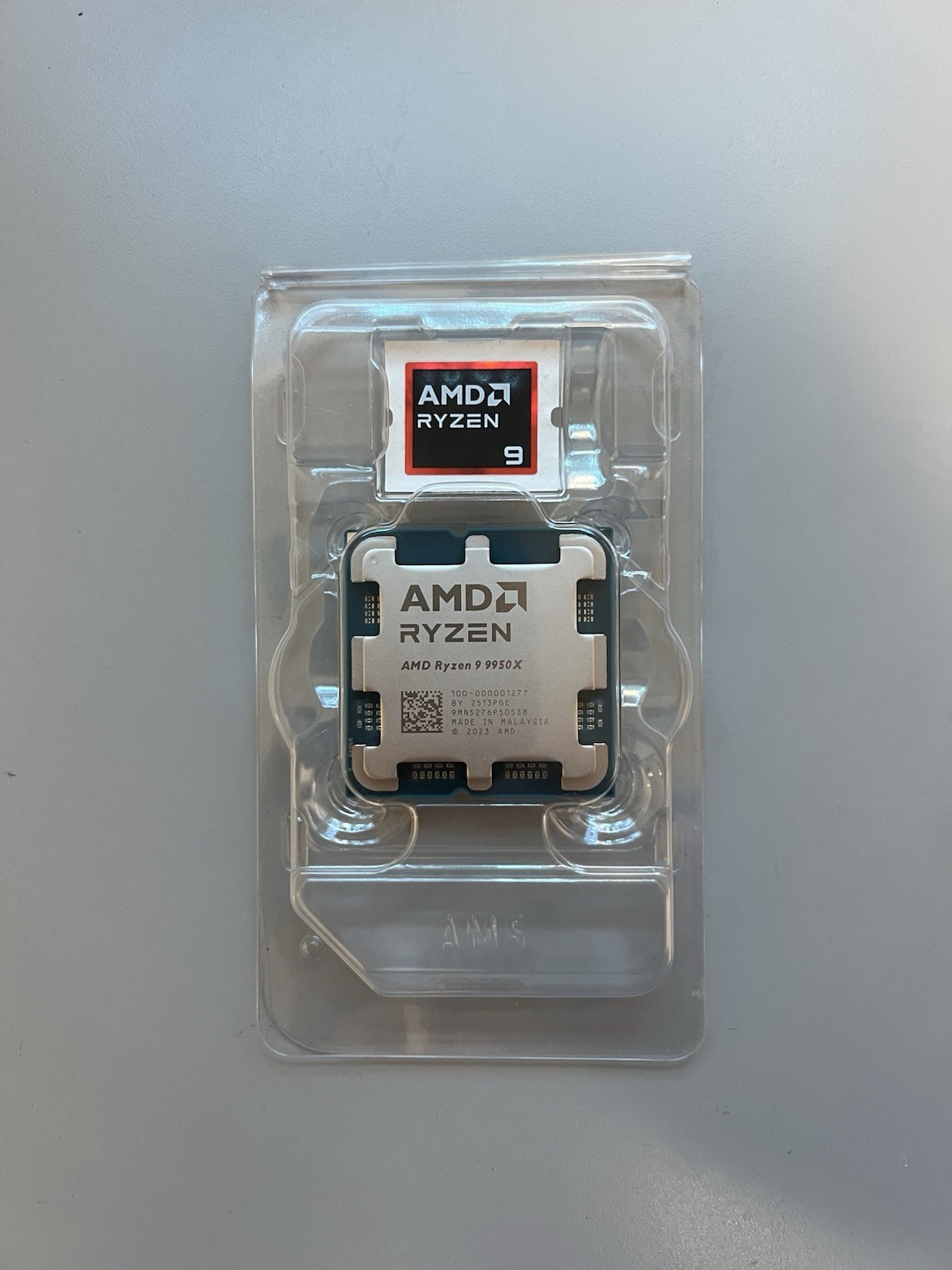 NEW AMD Ryzen 9 9950X 16-Core -32-Thread 4.3 GHz 5.7 GHz Max Boost Socket AM5