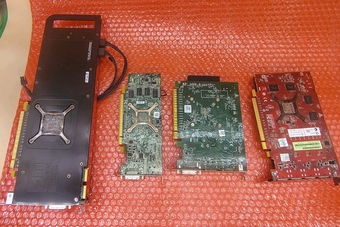LOT of 4 AMD Video Cards : Dell R7-250 FDT1K~R7-450 FN64D~W5100 W2C47~Mac HD5870