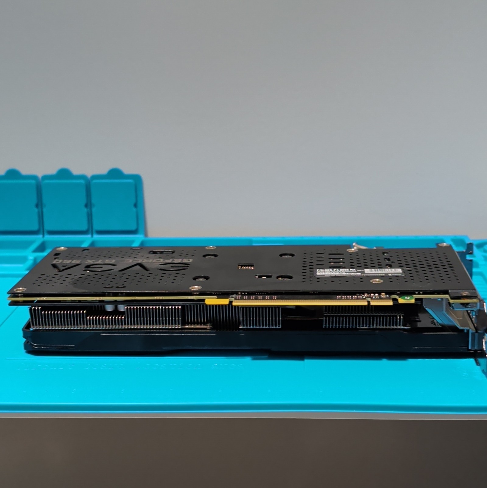 EVGA NVIDIA GeForce GTX 960 Graphics Card PCIe x16 DP HDMI DVI Multi-Monitor