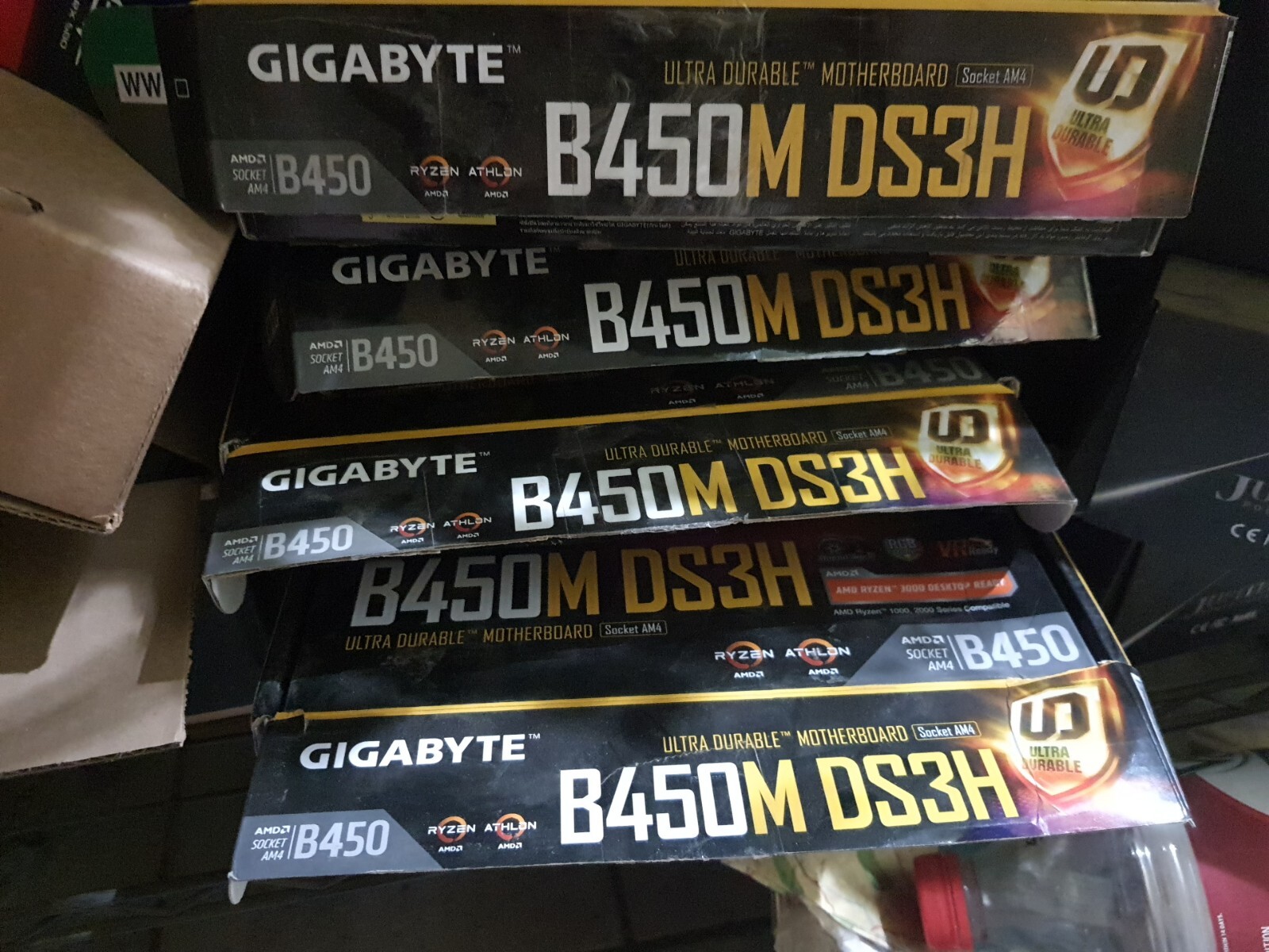 1 damaged GIGABYTE B450M DS3H MOTHERBOARDs+box manual accessories Bad VRM