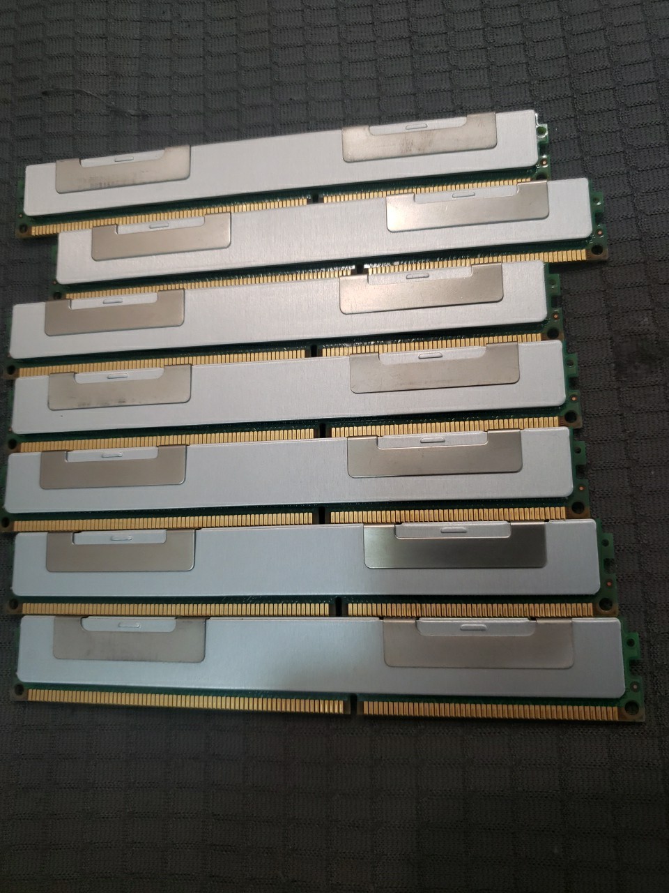7-Samsung M392B5170EM1-CH9 IBM 4GB DDR3 Server Memory RAM Pc3-10600r-09-10-NO-d2