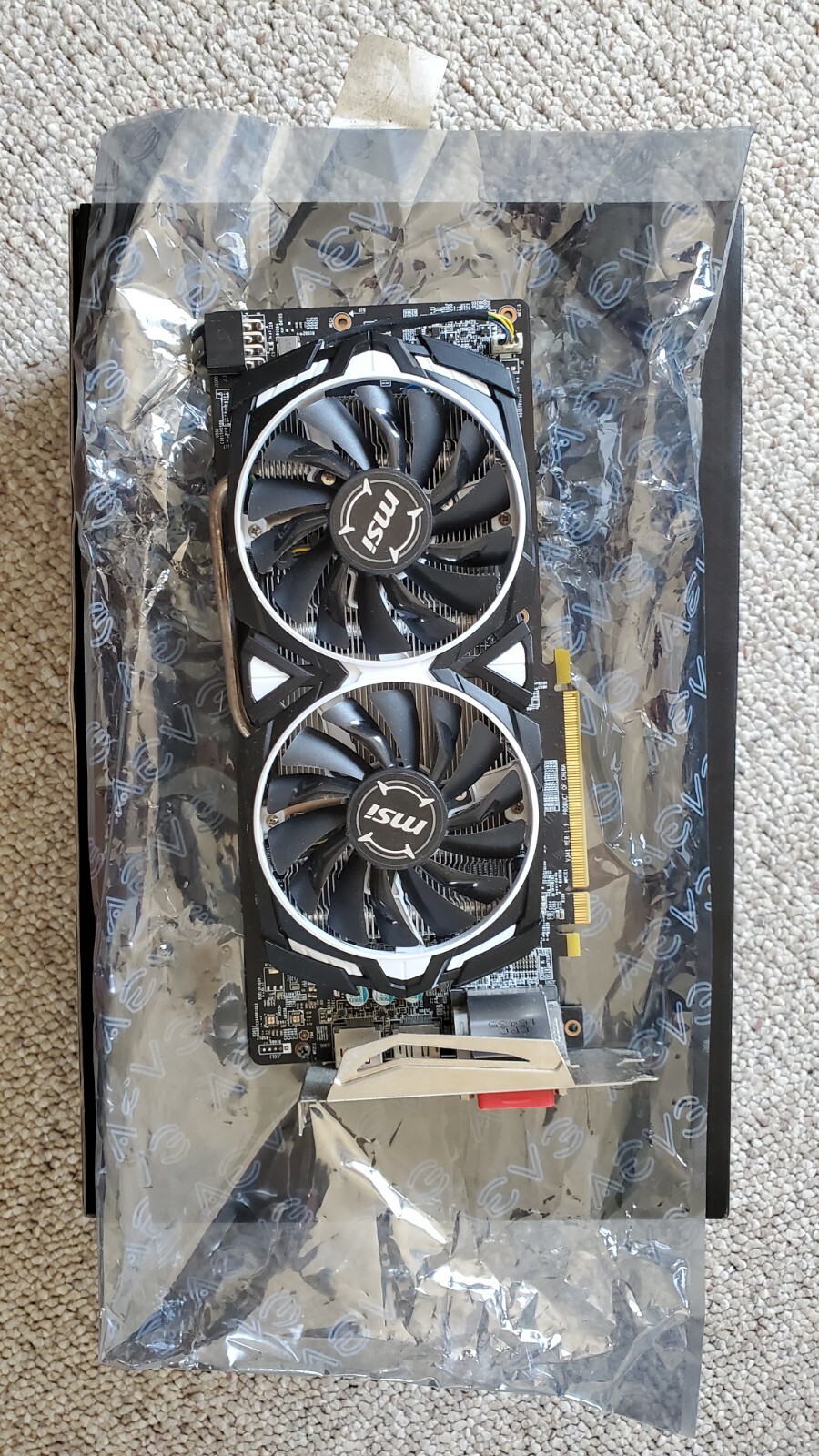 MSI AMD Radeon RX 480 Armor (RX 480 ARMOR 8G OC) 8GB GDDR5 SDRAM PCI Express 3.0