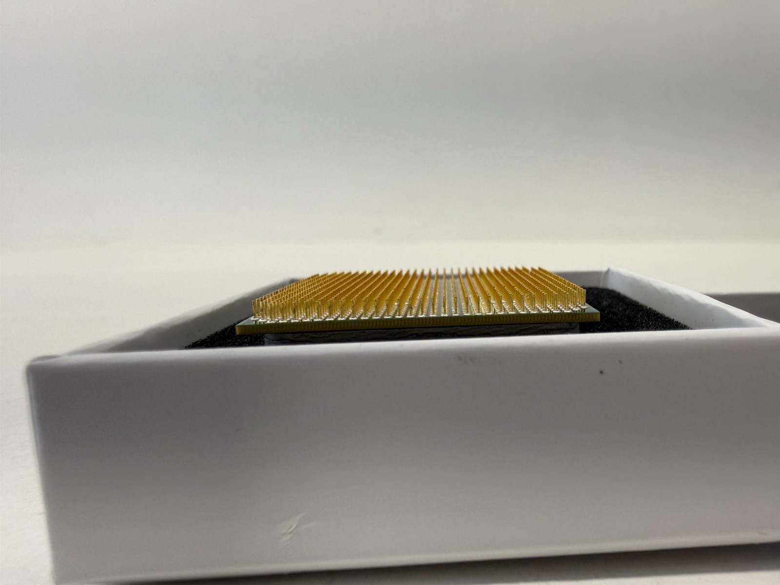 AMD Phenom II X 6 2.7 GHz 1045T Six Core Processor, HDT45TWFK6DGR, AM3 95w