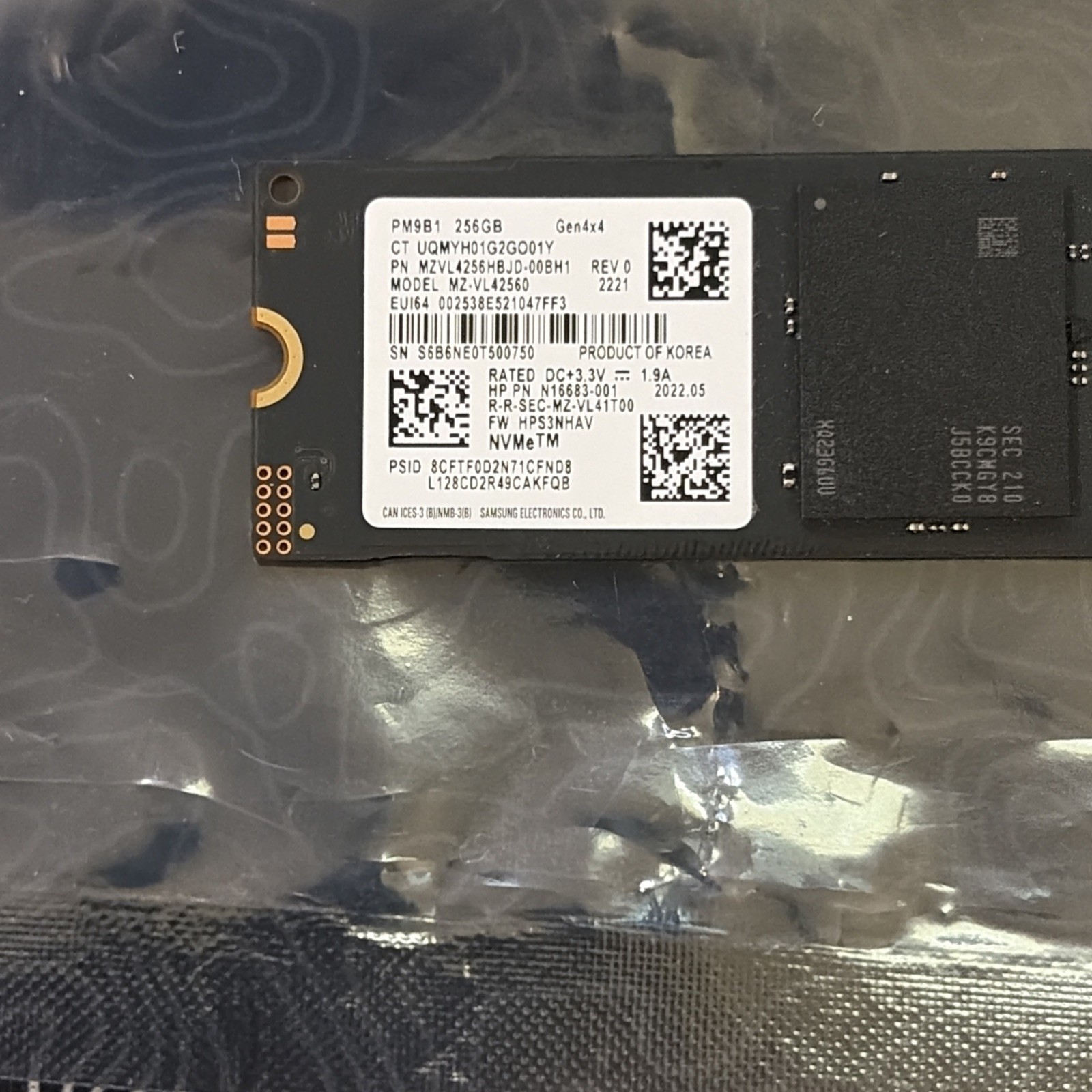 Samsung PM9B1 256GB M.2 2280 PCIe Gen4 x4 NVMe SSD