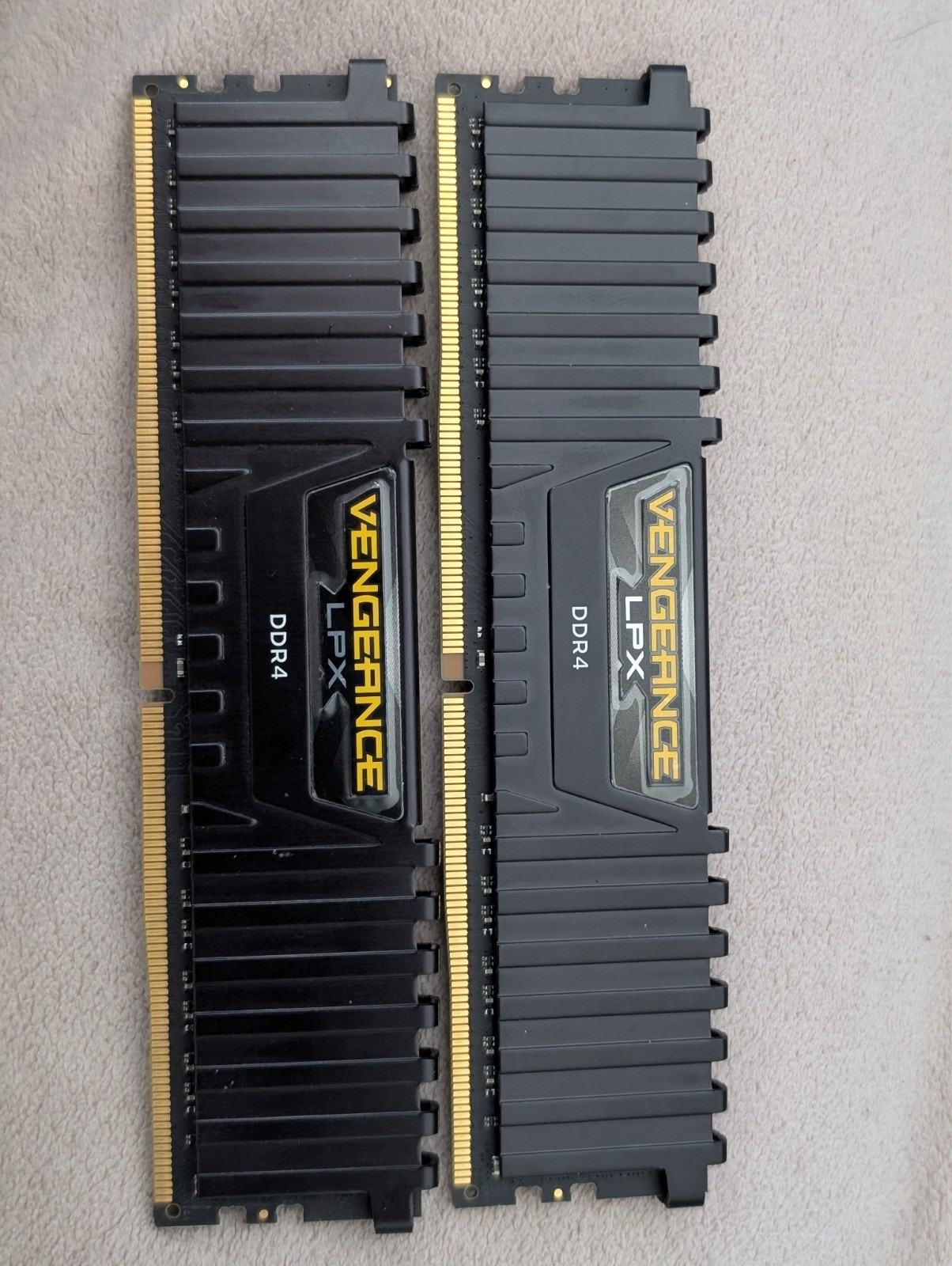 Corsair CMK32GX4M2B3000C15 Vengeance LPX DDR4 3000mhz Dual Memory Kit – Black
