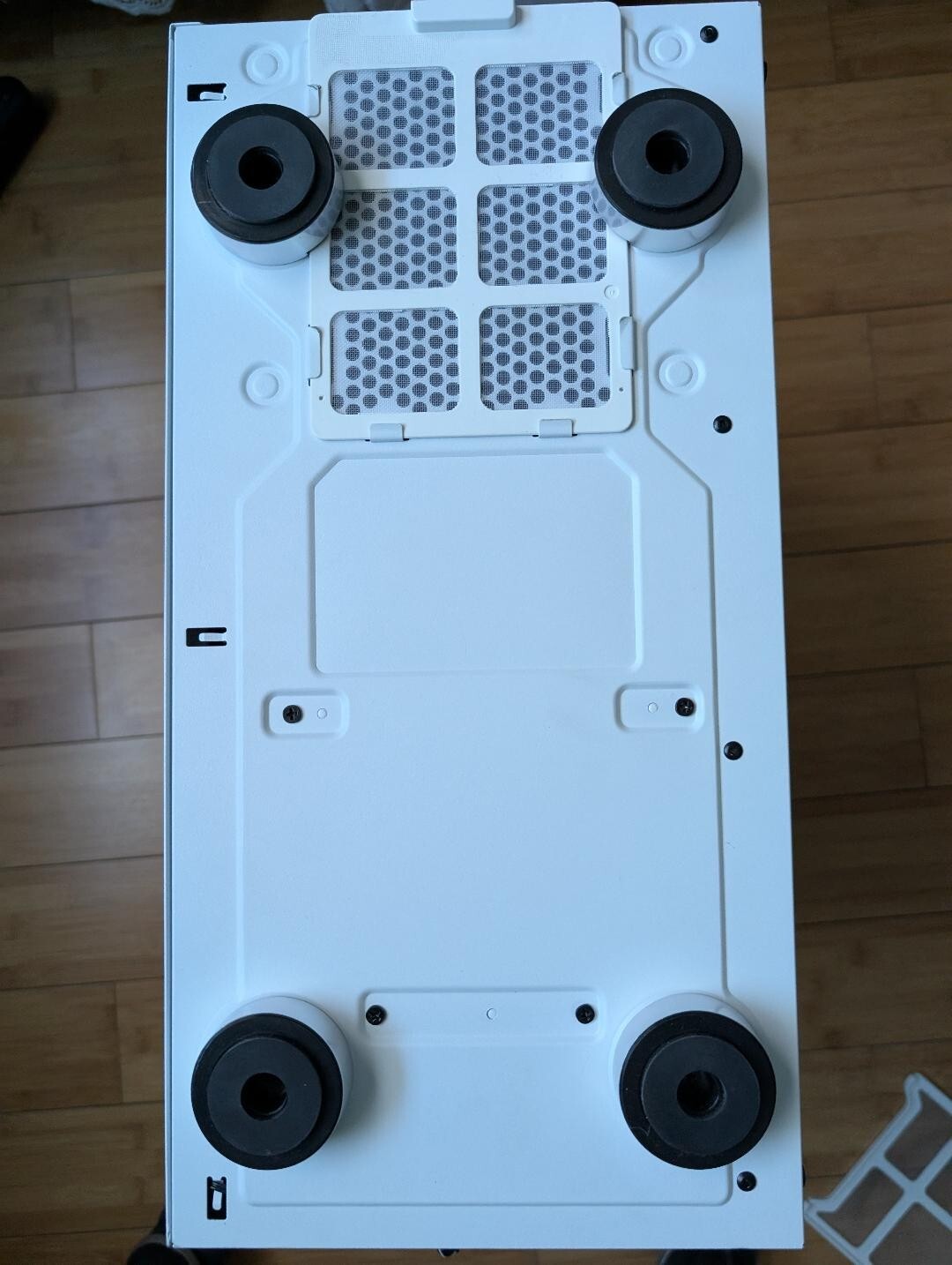 Corsair Carbide Series 275R Mid-Tower ATX Case(White) +650W Power supply +6 fans