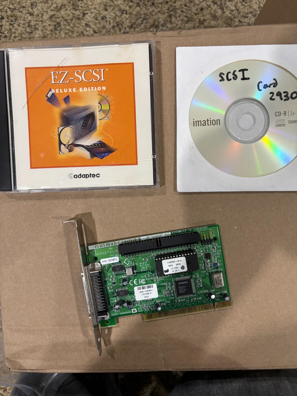 Adaptec AHA-2930CU SCSI Controller Card w/drivers TESTED