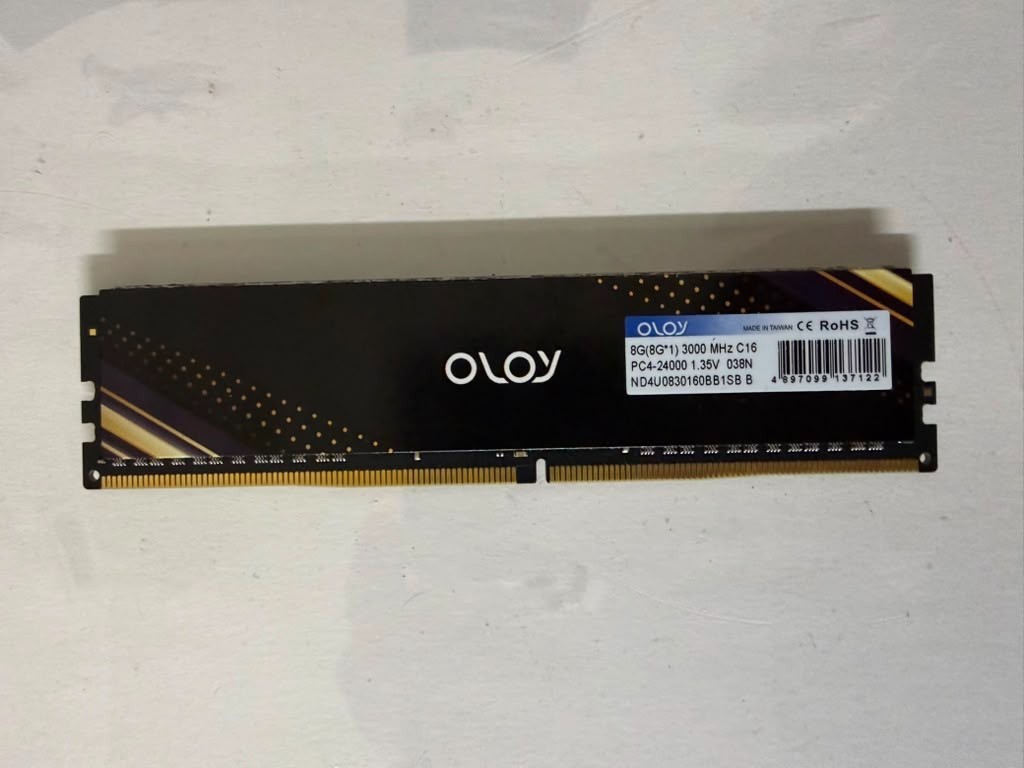 OLOy 8GB DDR4 RAM 3000MHz CL16 Desktop Memory UDIMM ND4U0830160BB1SB B