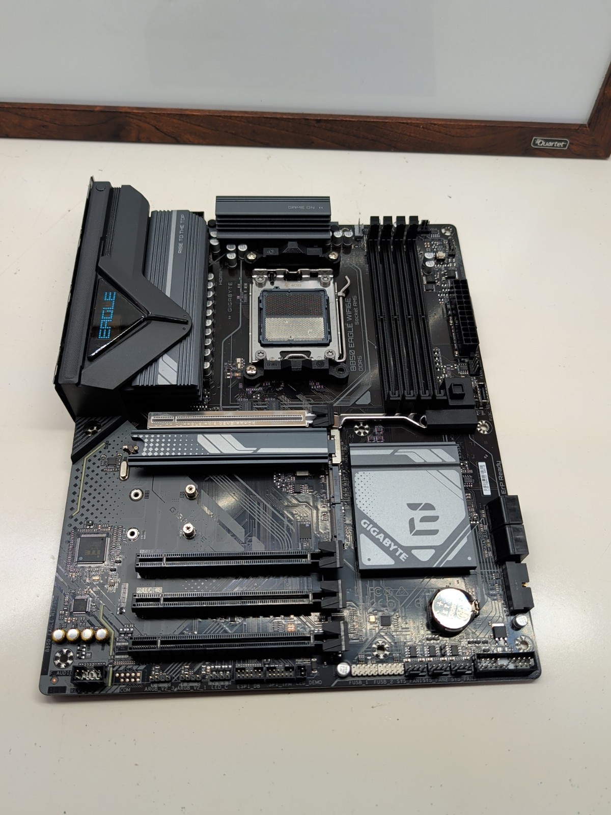 GIGABYTE B850M EAGLE WIFI6E AMD AM5 Motherboard, M-ATX, UNTESTED PARTS OR REPAIR