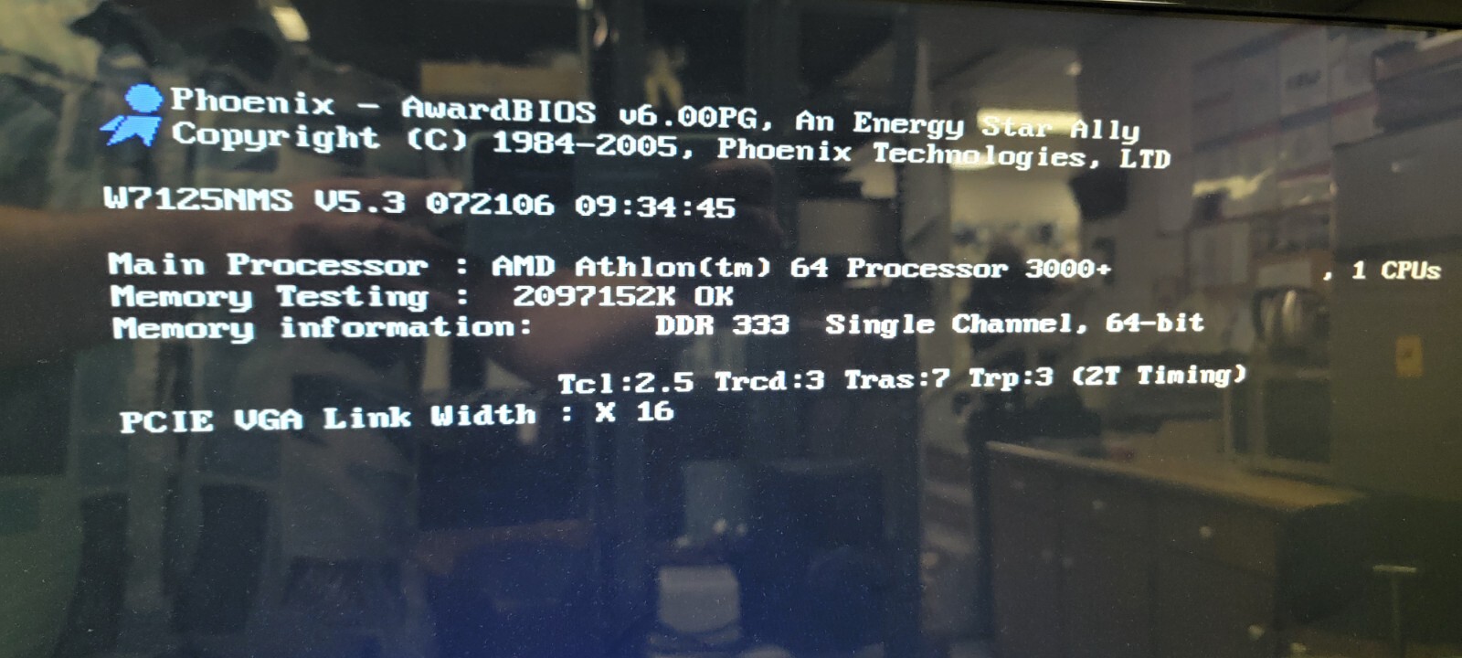 MSI K8N Neo4H ATX Motherboard with AMD Athlon 64 3000+ CPU and 2GB DDR