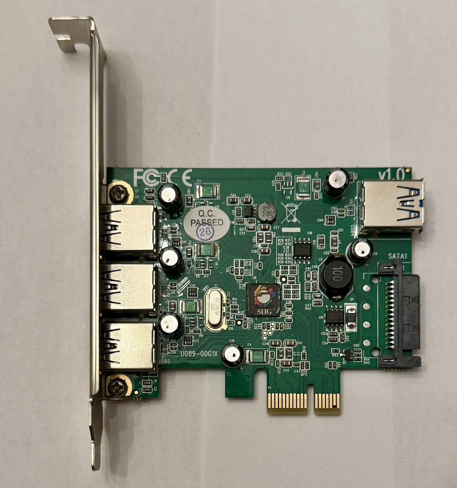 SIIG JU-P40412-S1 USB 3.0 PCIe Host Adapter Card 4-port USB-A w/ Tower Front Bay