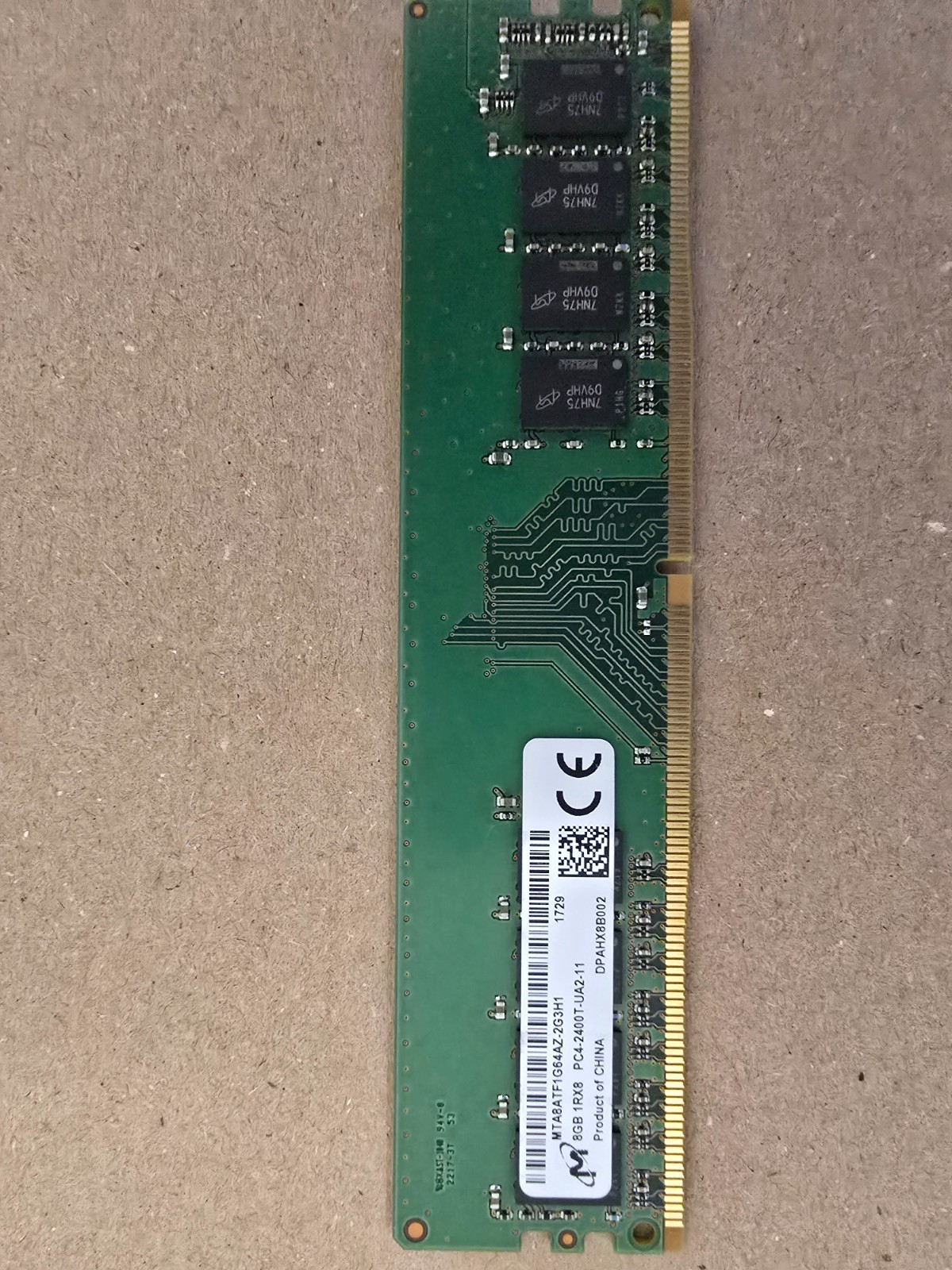 Micron 8GB DDR4 Desktop RAM 1Rx8 PC4-2400T PC4-19200 UDIMM MTA8ATF1G64AZ – USED