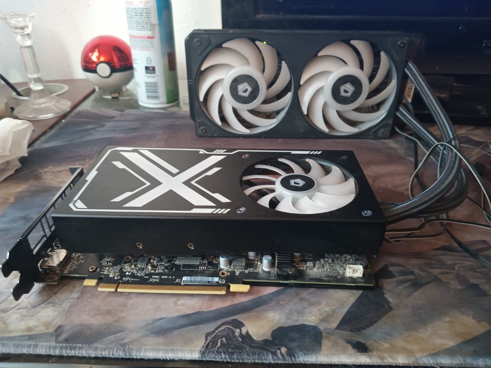 MSI AMD Radeon RX 5700 XT 8GB + ID Water Cooled Ice RGB flow 240 MM