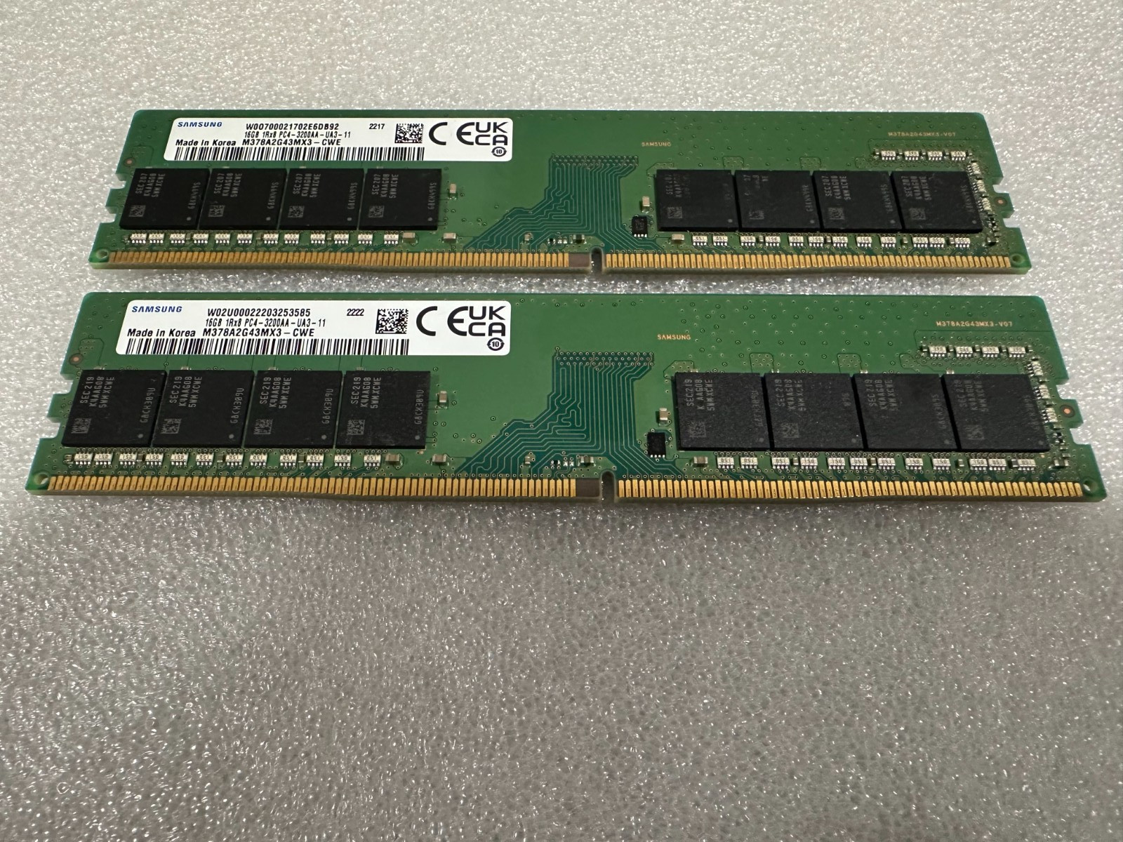 Samsung 32GB Kit 2x 16GB 1RX8 PC4-3200AA UDIMM Desktop Memory M378A2G43MX3-CWE
