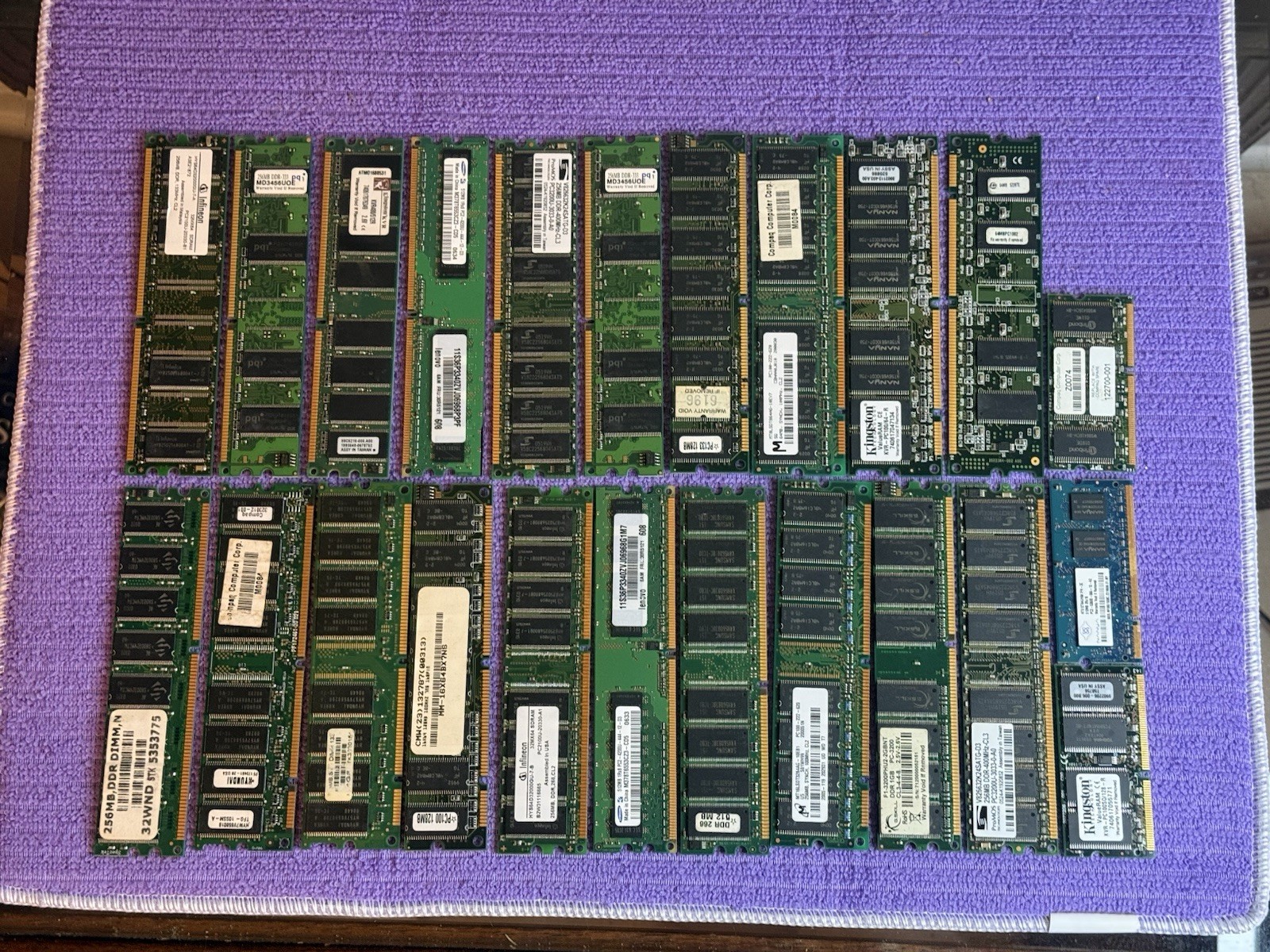Desktop RAM Memory Modules Mixed Brands DDR SDRAM Untested. Set 23