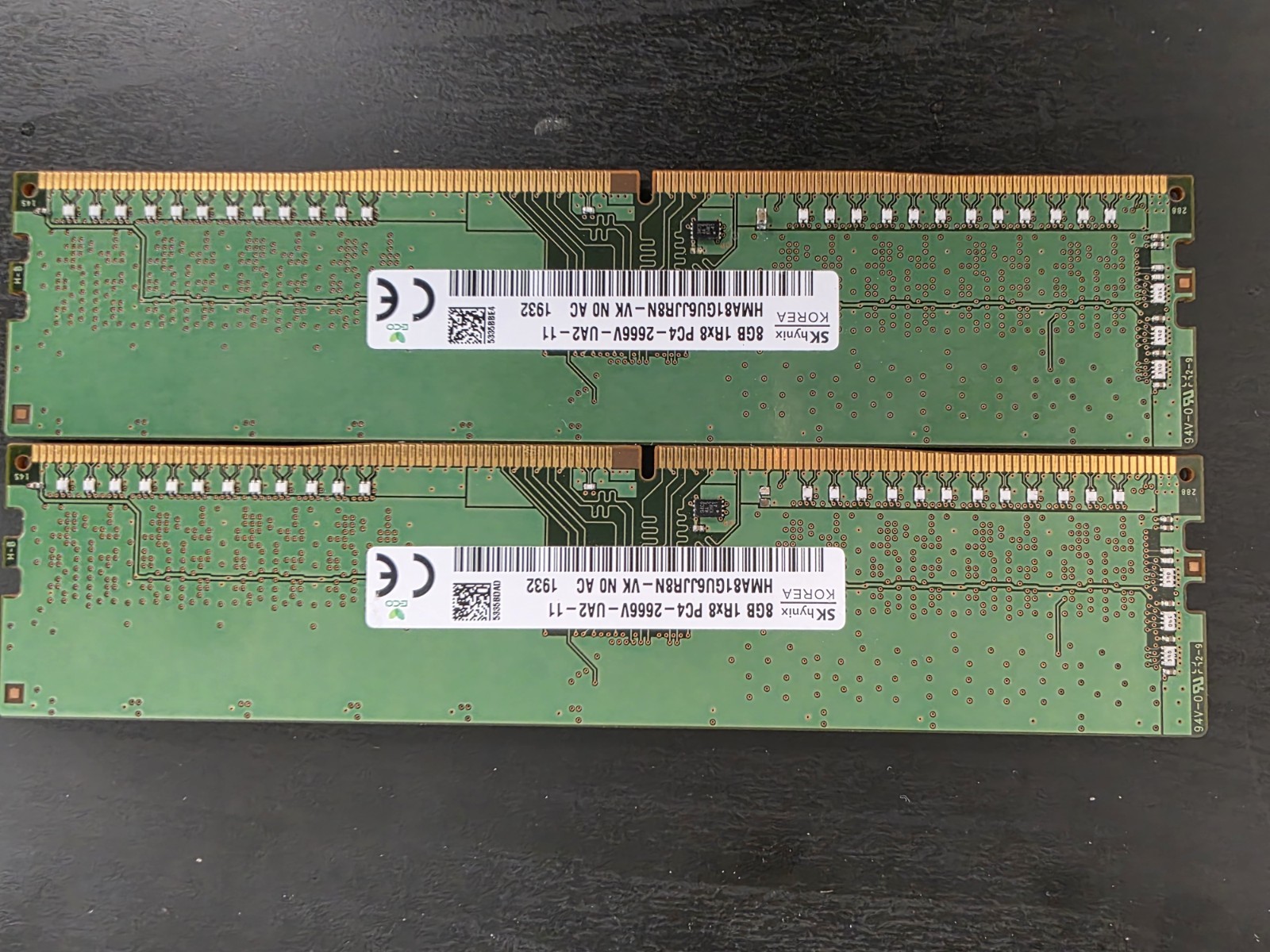 SK hynix 2x 8GB DDR4 SDRAM DIMM PC4-2666V 288-Pin RAM 16GB HMA81GU6JJR8N-VK