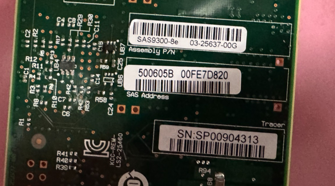 LSI Logic 12Gb/s Host Bus Adapter SAS9300-8e 7085208 Low Profile Bracket